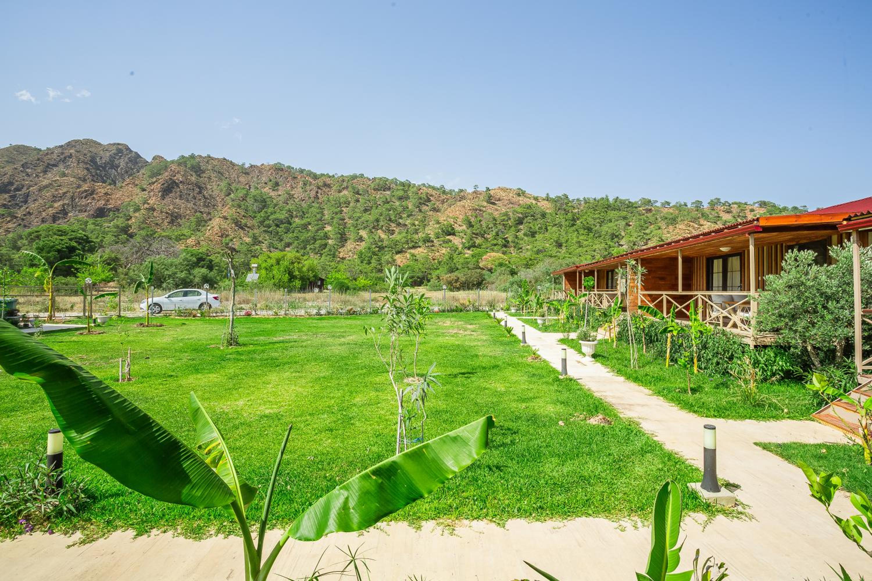 Izgen Bungalows