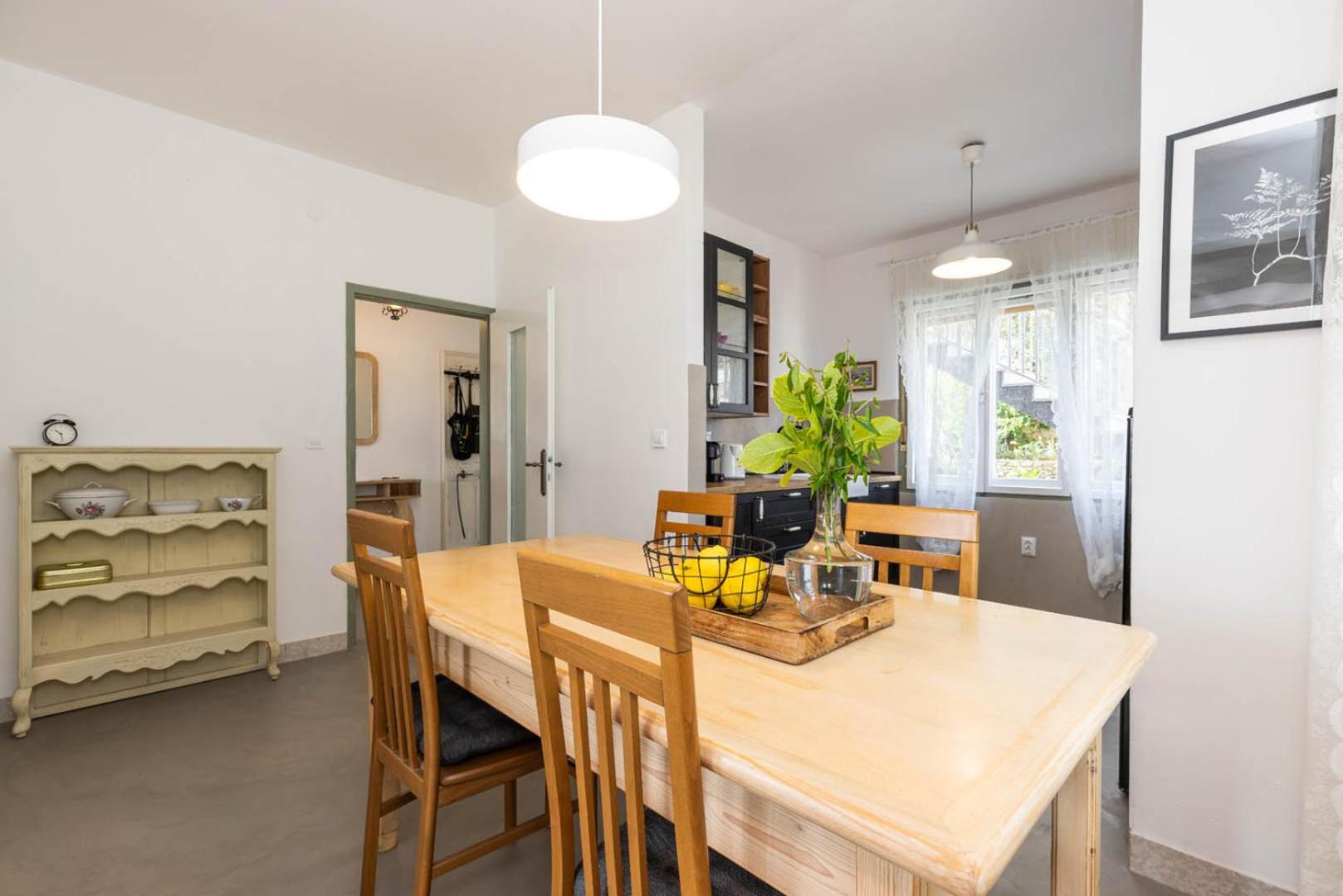 Alaburic rooms & apartment