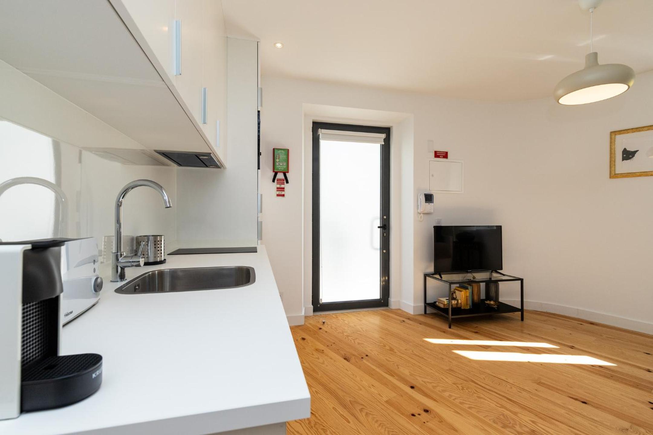 Design and bright studios near Pastéis de Belém
