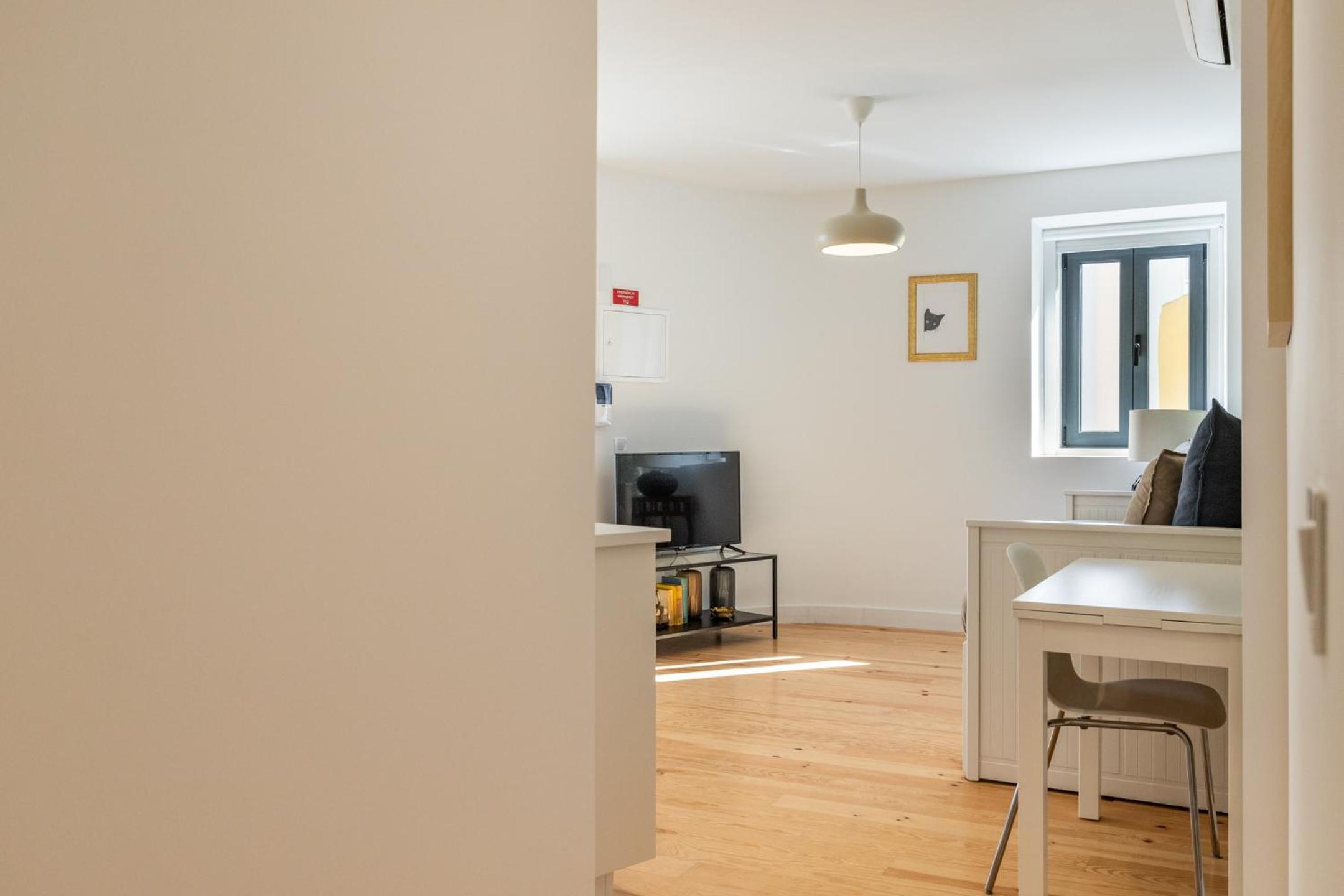 Design and bright studios near Pastéis de Belém