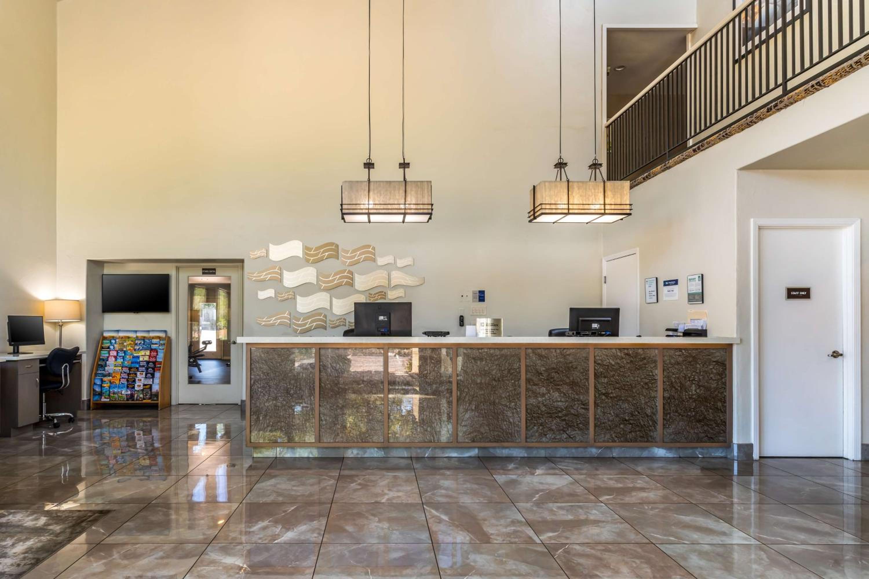 Best Western Plus Inn Scotts Valley