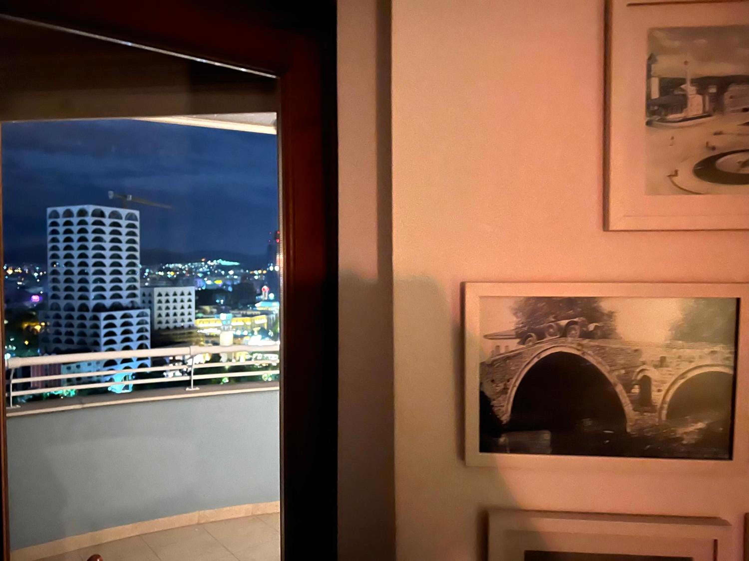 Tirana My Roots - NETI Museum Apartment Breathtaking View