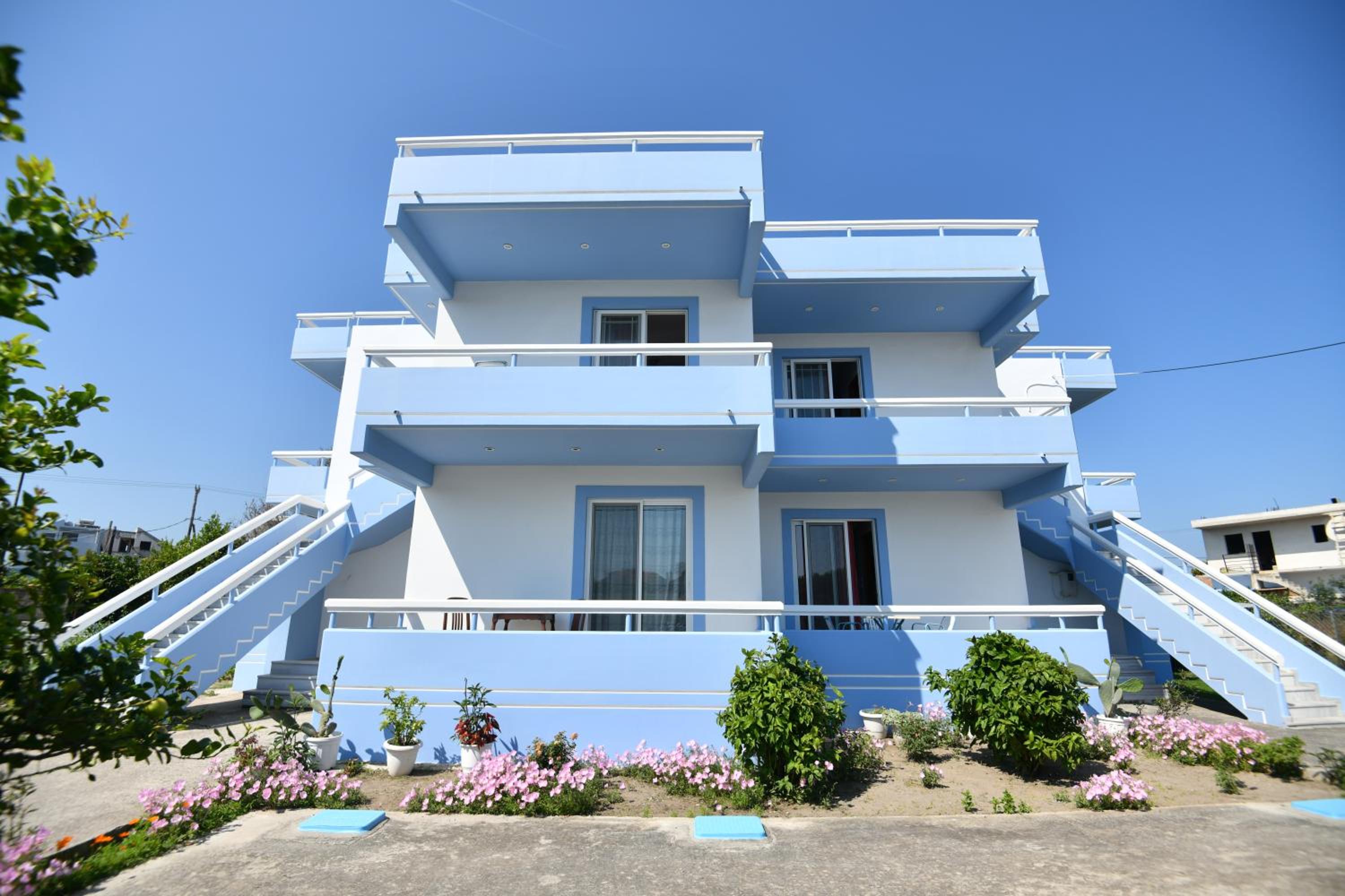 Blue Serenity Apartment 5 view 4