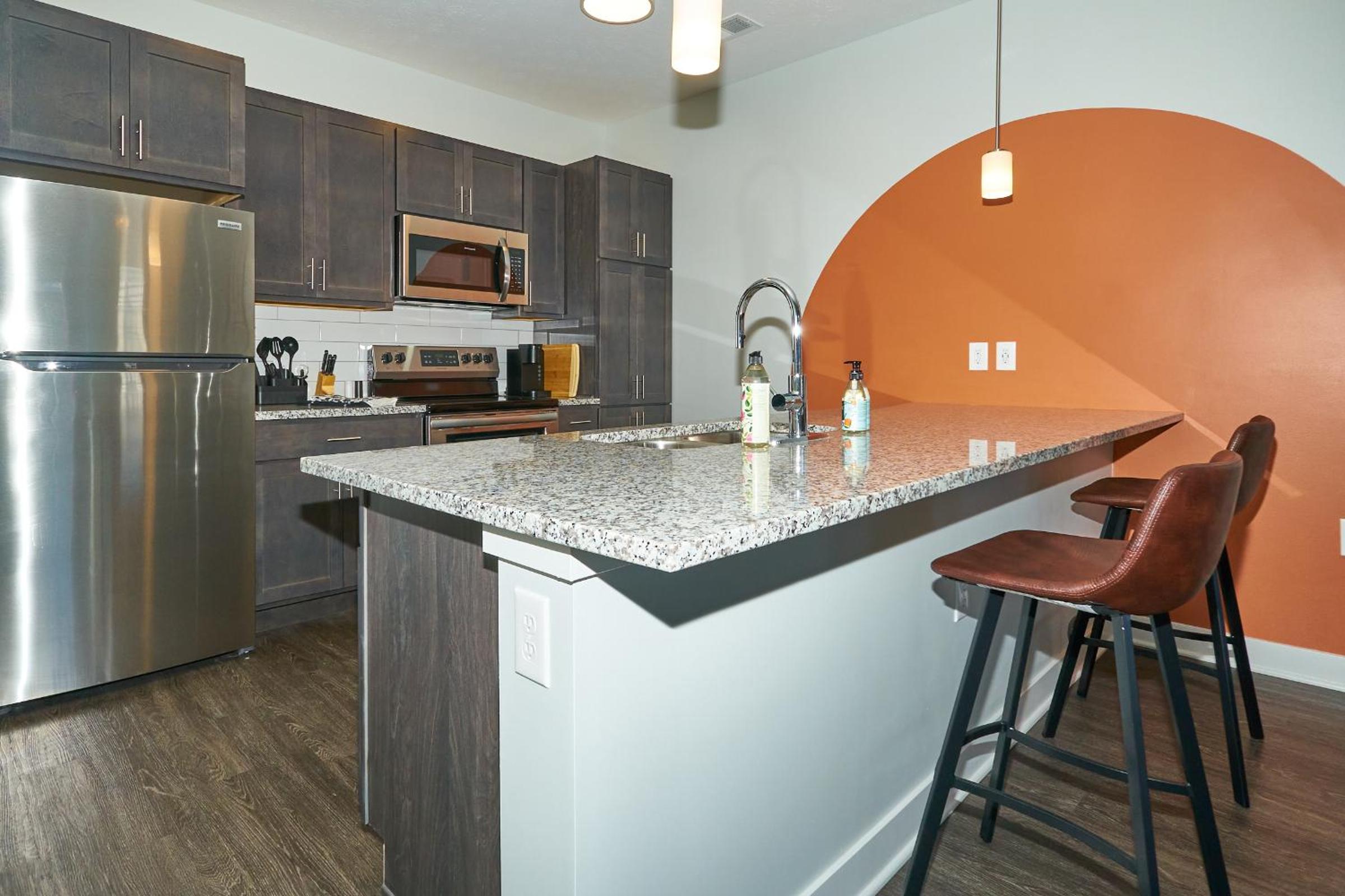 Unique 1 bdrm Apt for the Modern Traveler POOL view 5