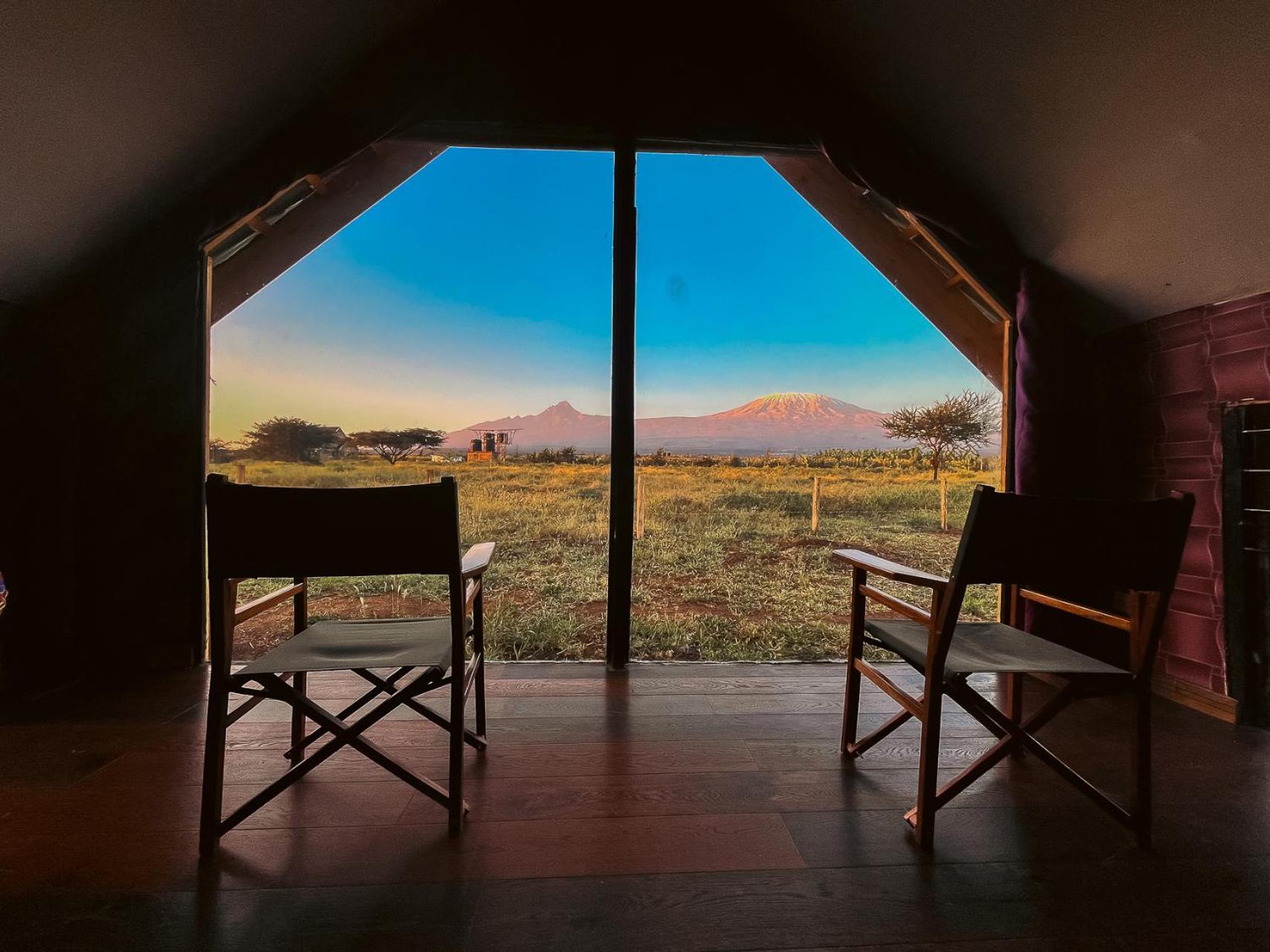 Amboseli Glass Cabin