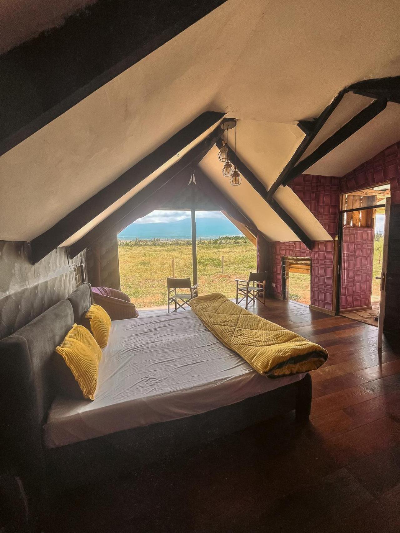 Amboseli Glass Cabin