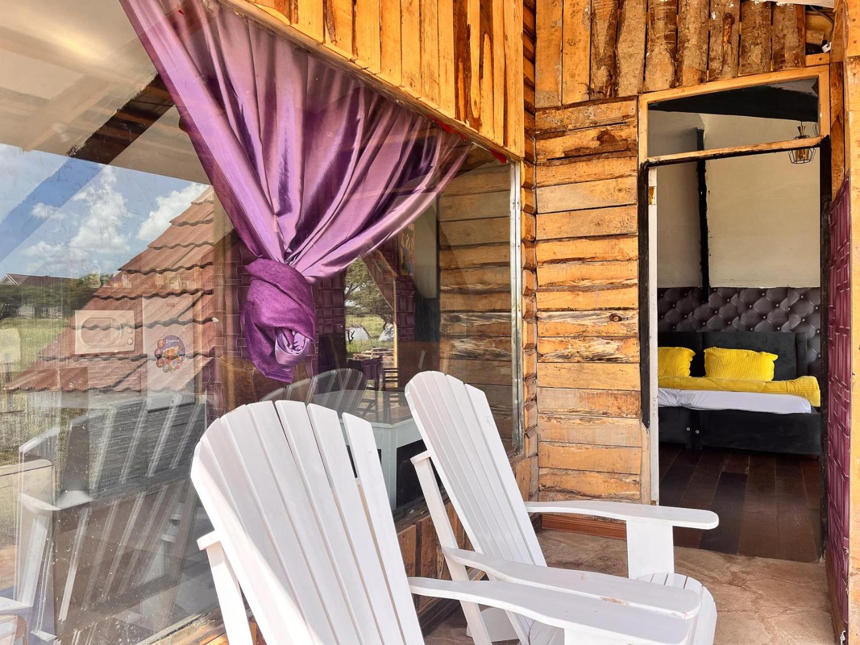 Amboseli Glass Cabin