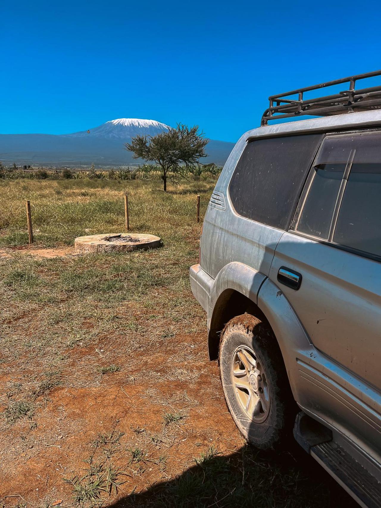 Amboseli Glass Cabin