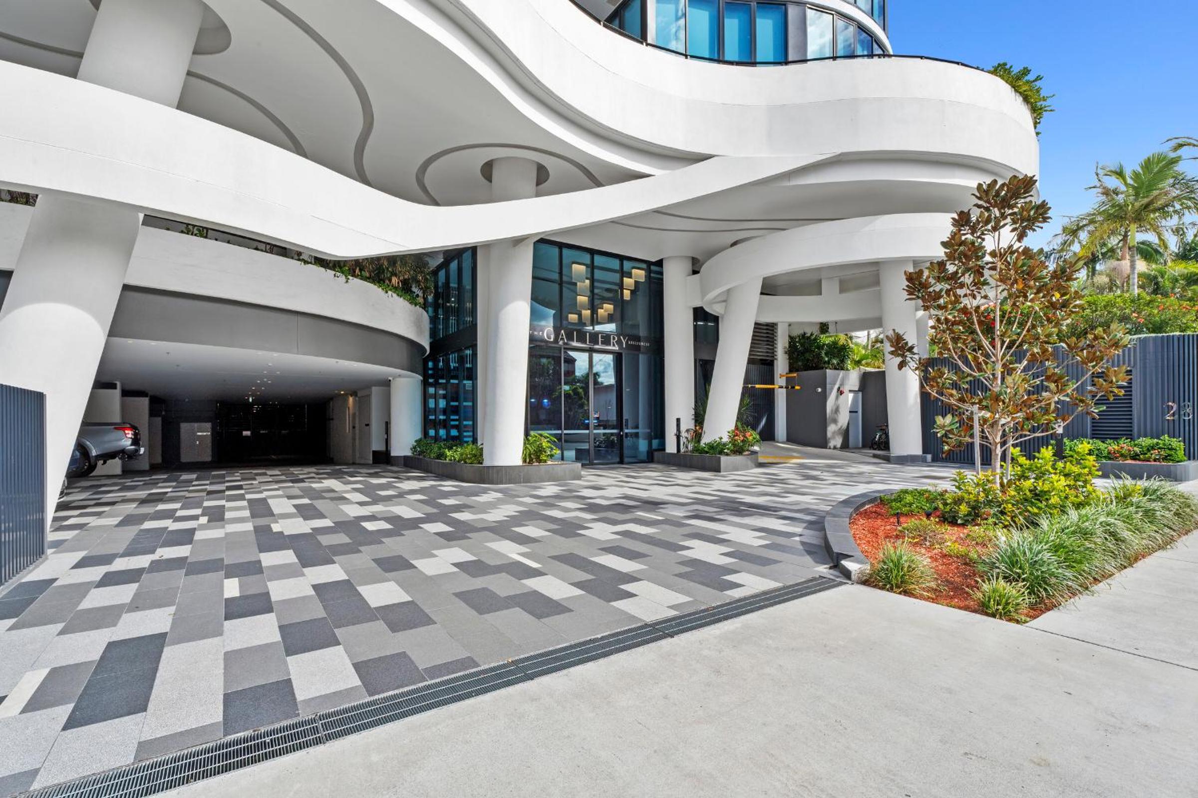 Modern 2 Bedroom Unit at The Gallery Residences in Broadbeach - Q Stay