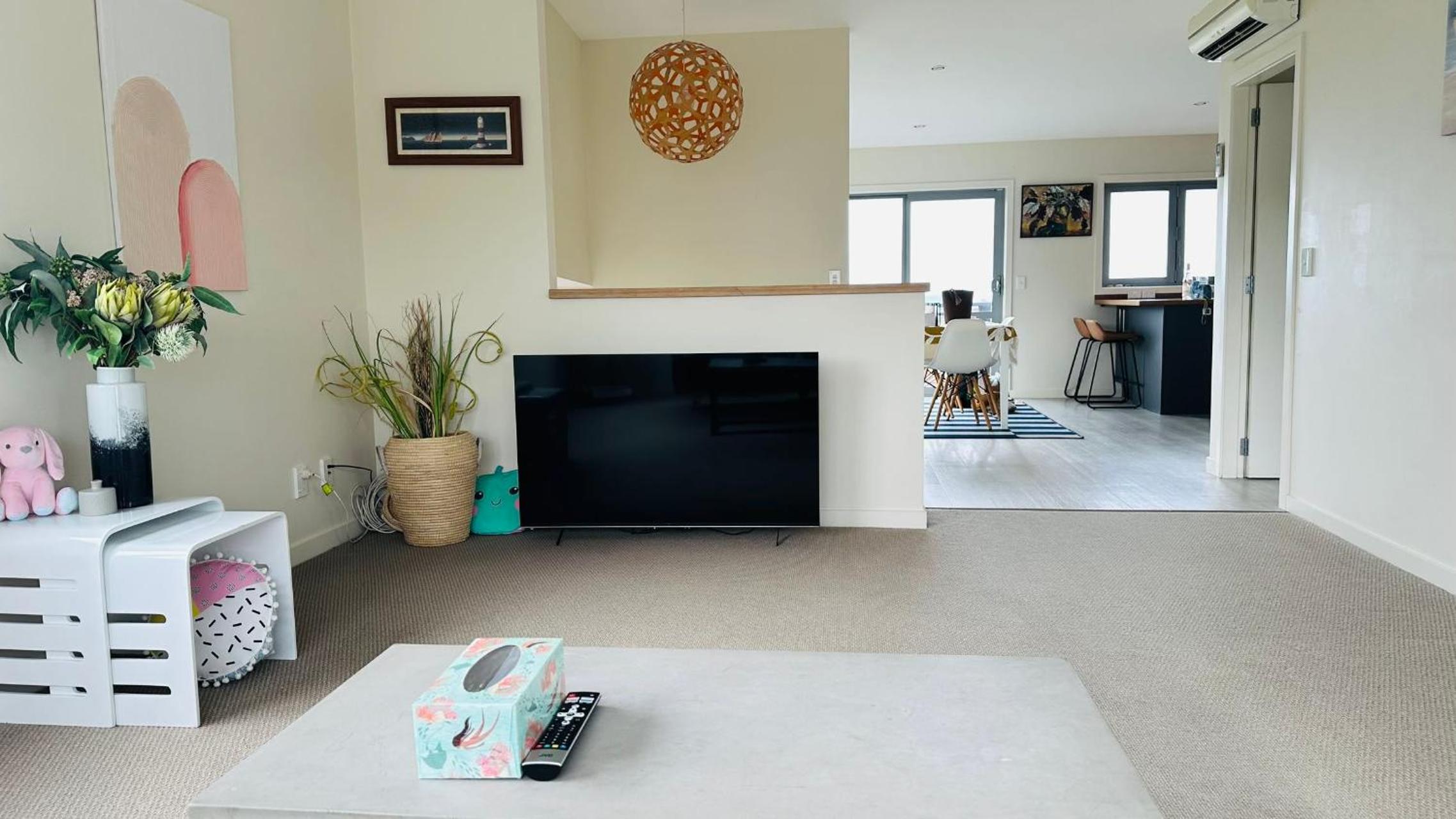 Sea views from sunny house