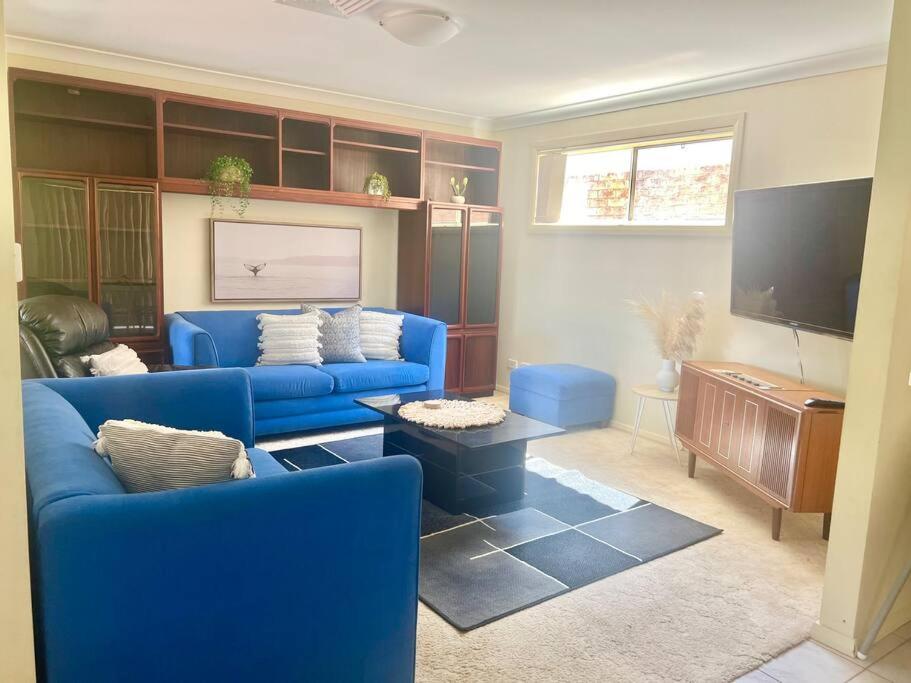 FantaSea In Ettalong Beach - 700m to the Beach
