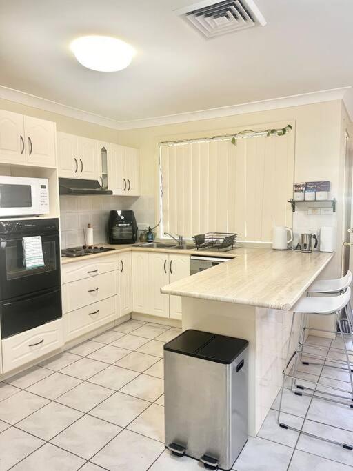FantaSea In Ettalong Beach - 700m to the Beach