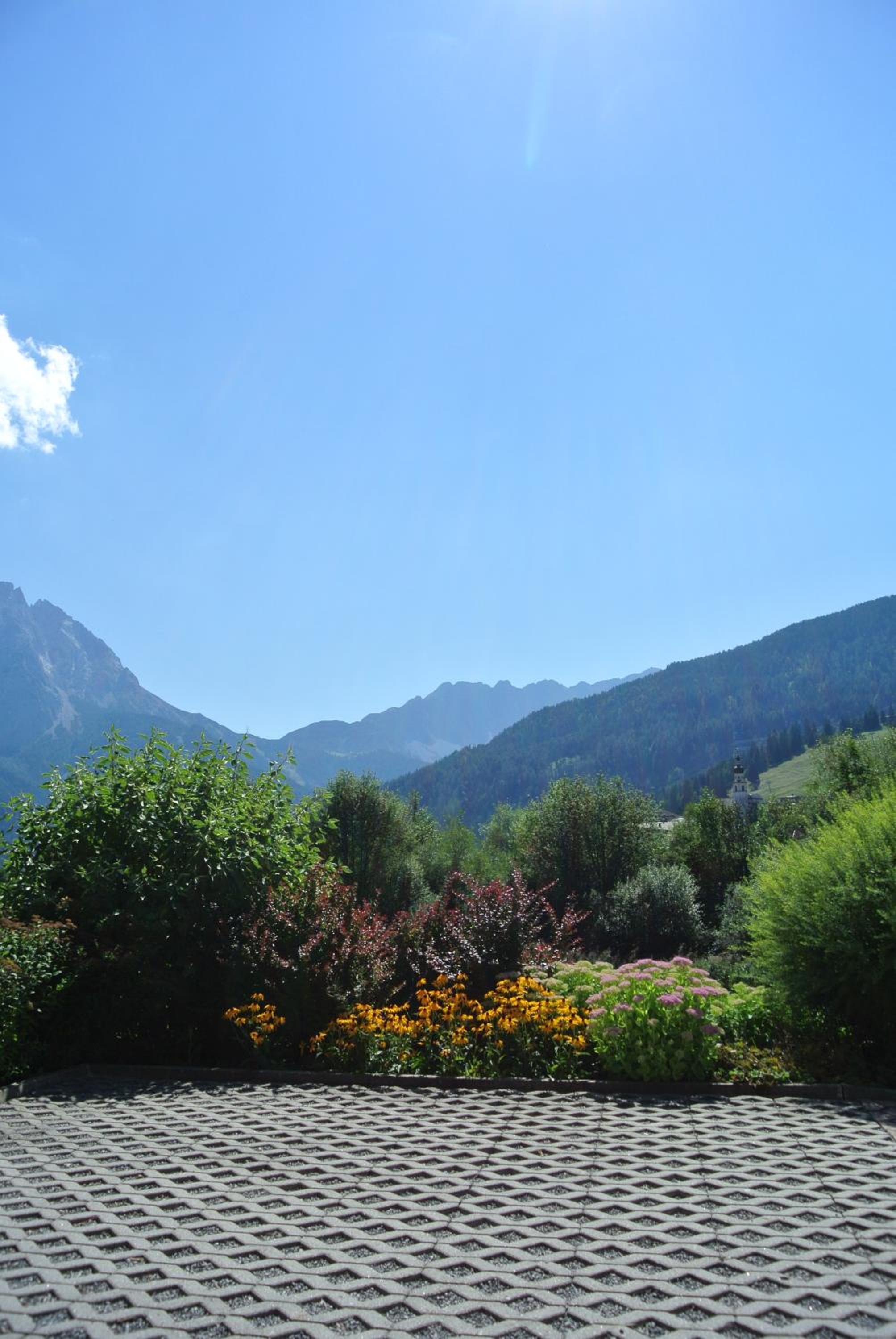 Photo 27