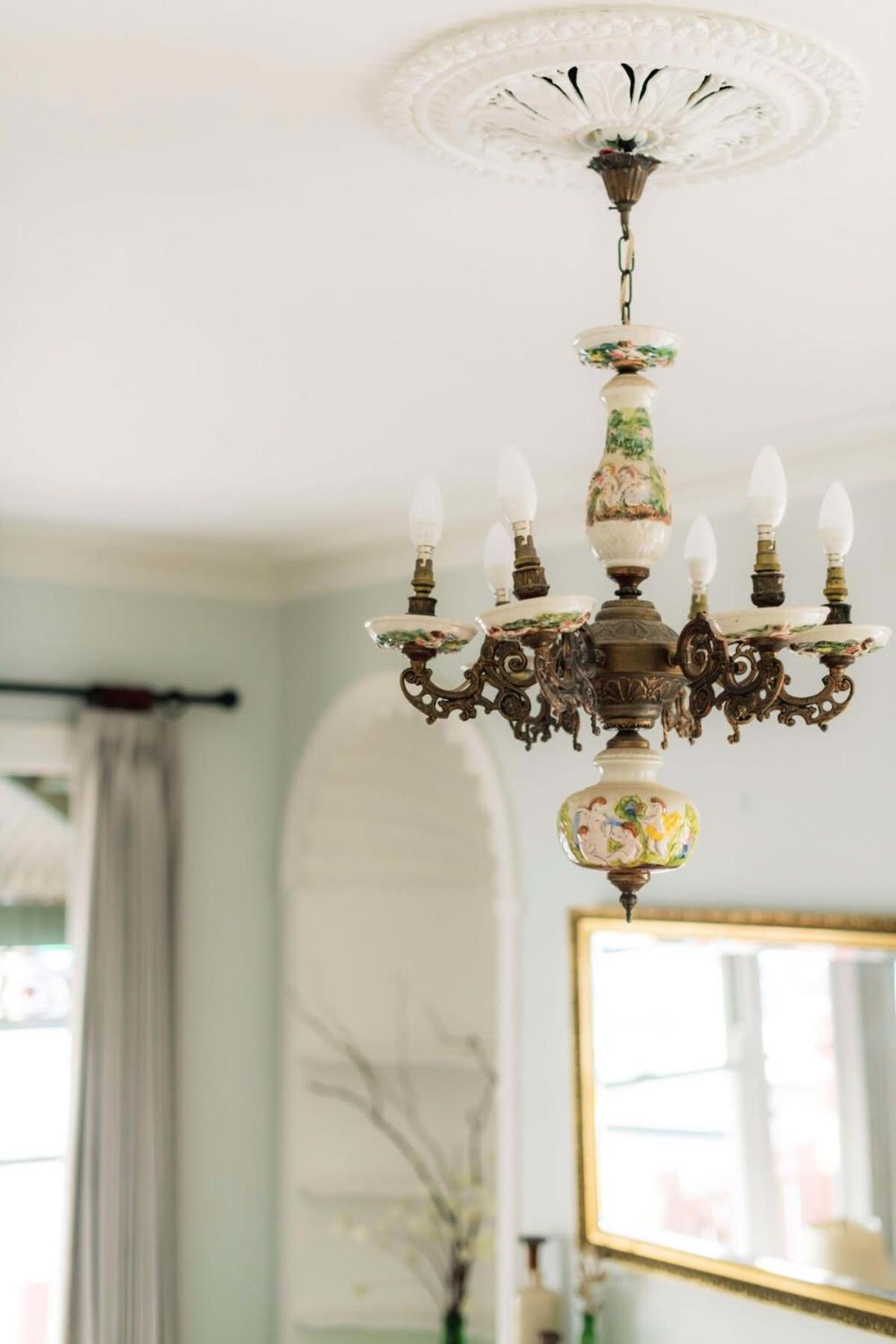 Benambra Boutique Accommodation - c1883 'Rosebud Room'