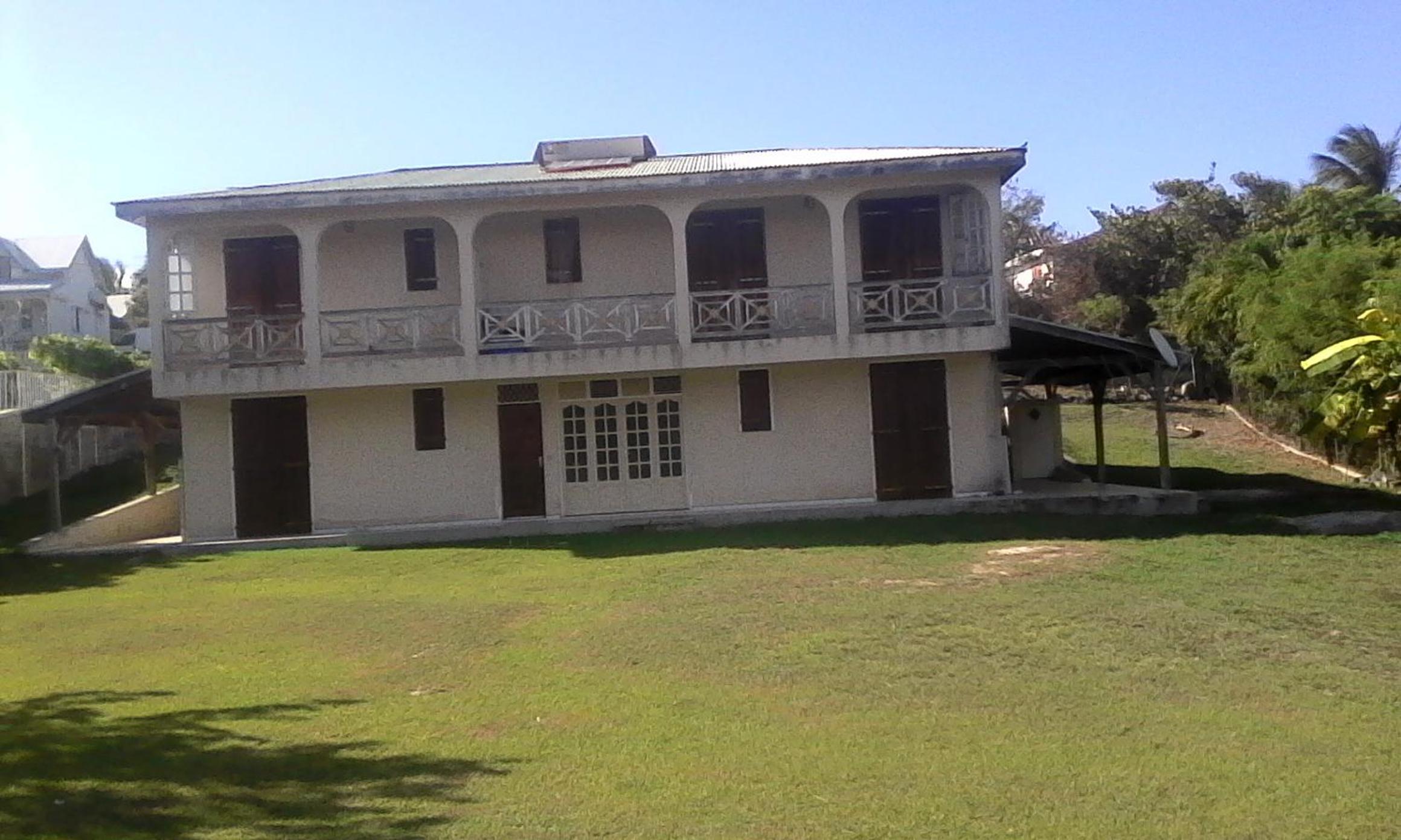 Azure Bungalows Sapote view 3