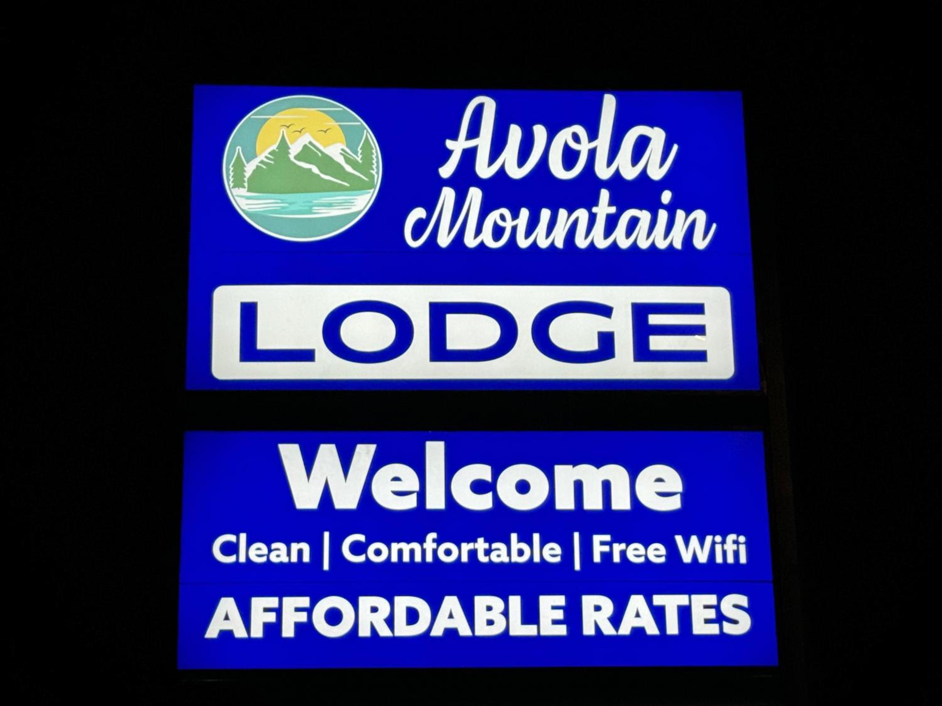 Avola Mountain Lodge