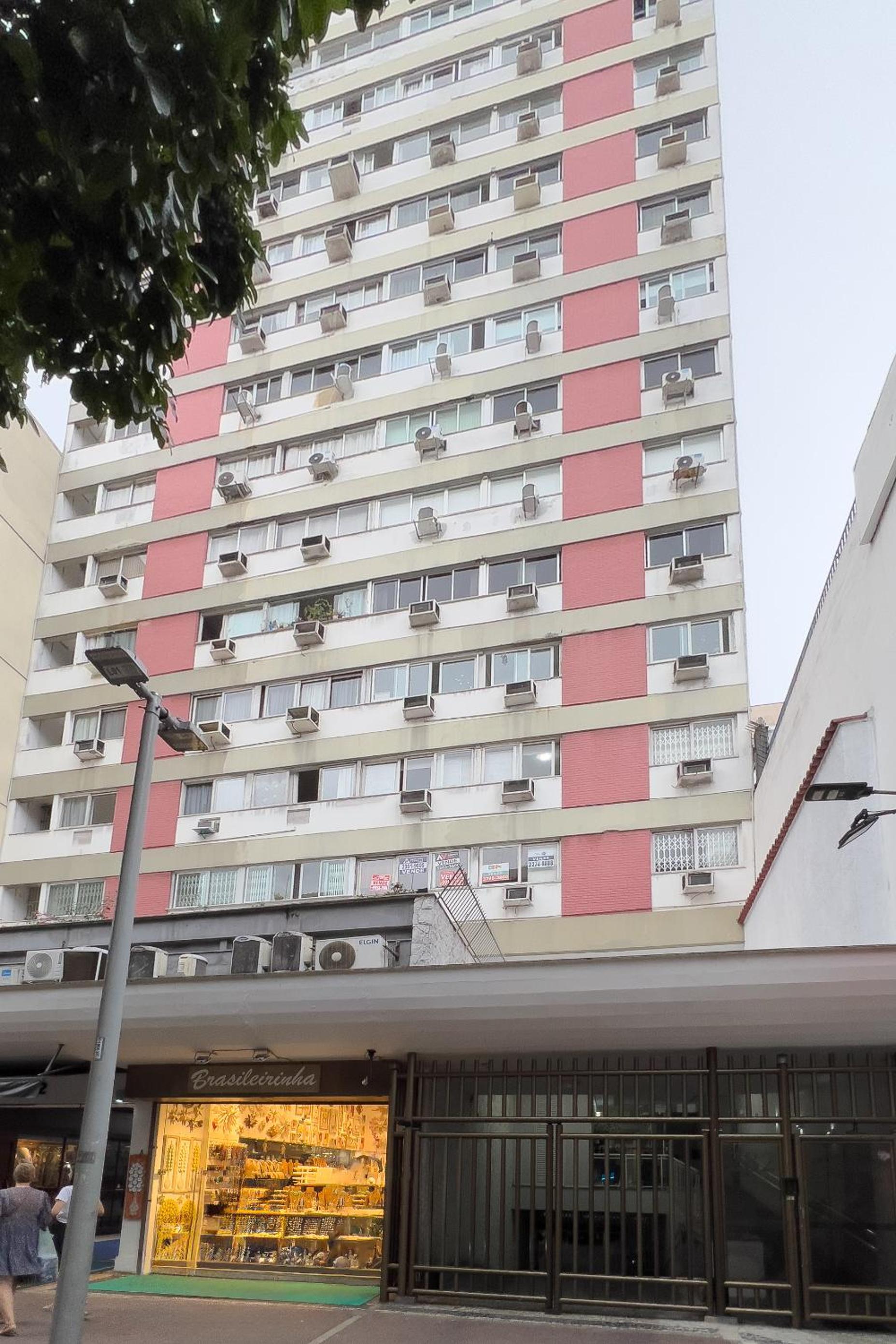 Luxo e Moderno no Posto 9 - Ipanema