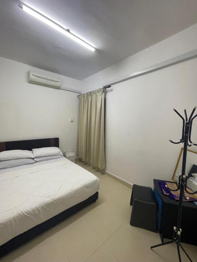 pelangi mall homestay
