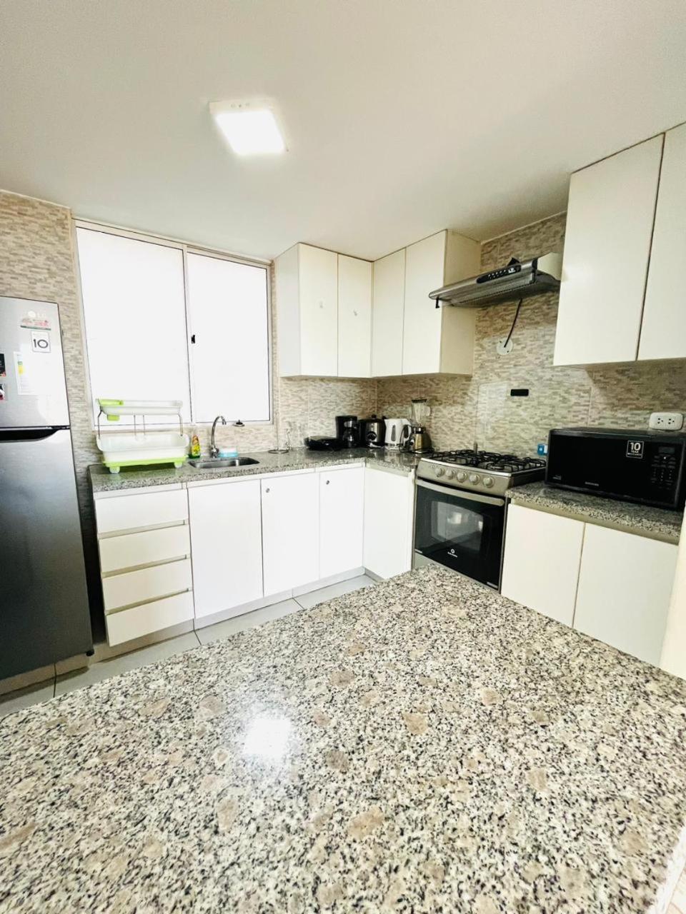 Elegante apartamento en esquina peruana en Miraflores