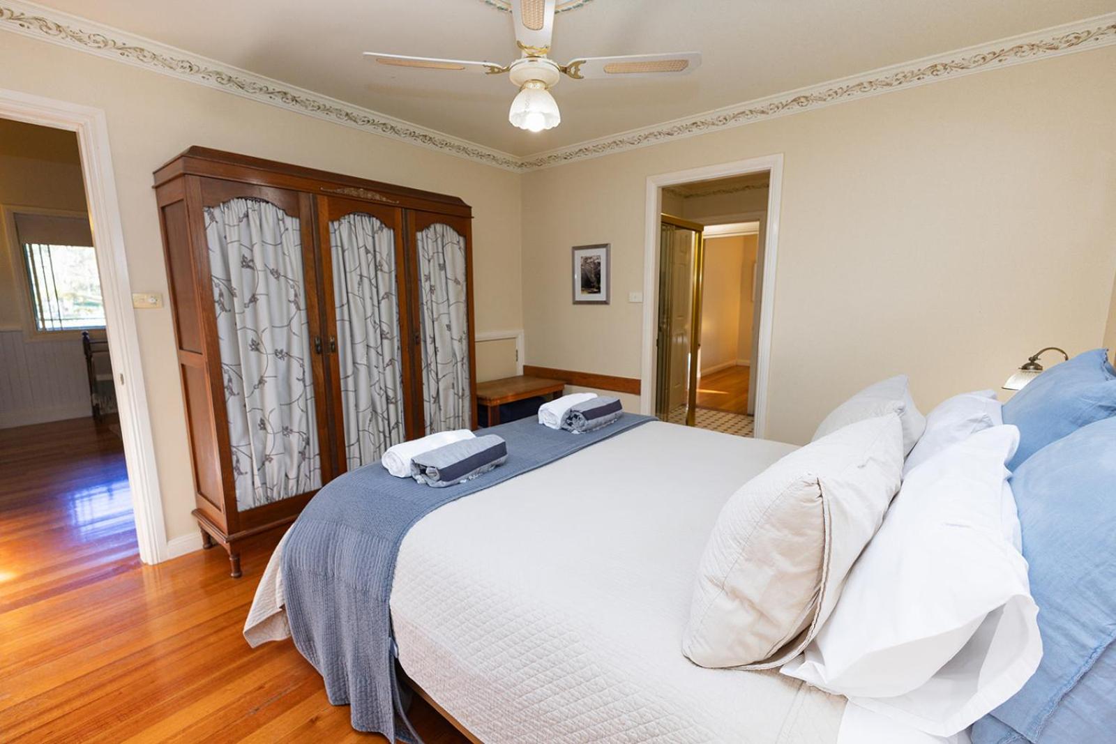 Telegraph Retreat Cottages