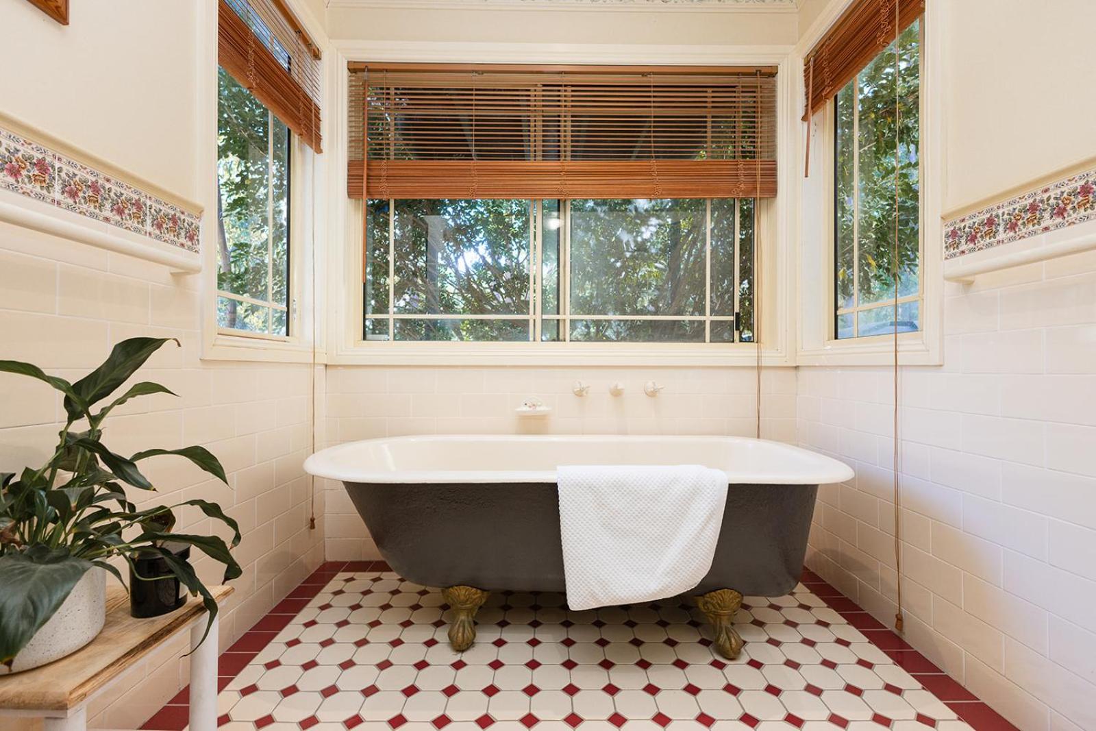 Telegraph Retreat Cottages