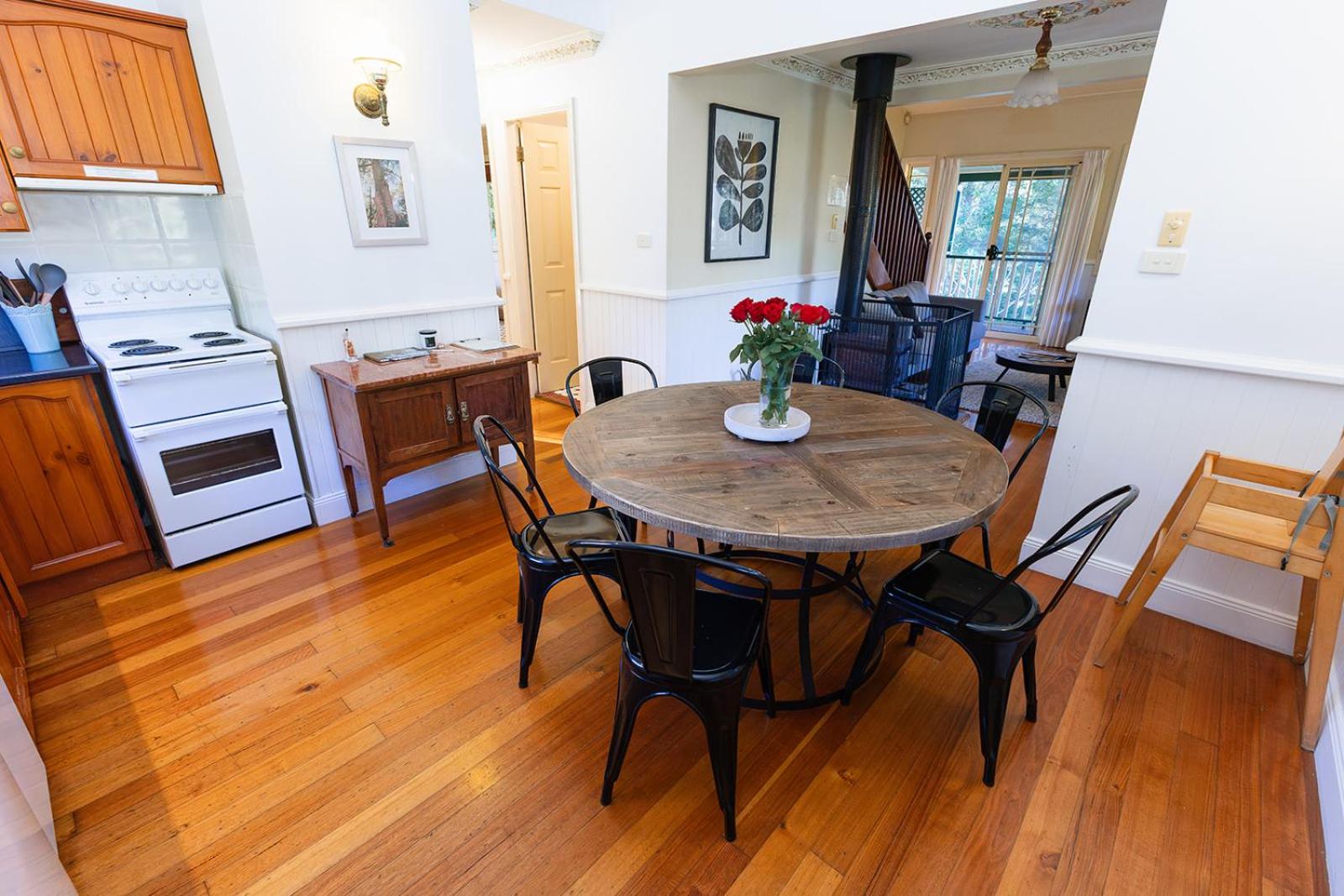 Telegraph Retreat Cottages
