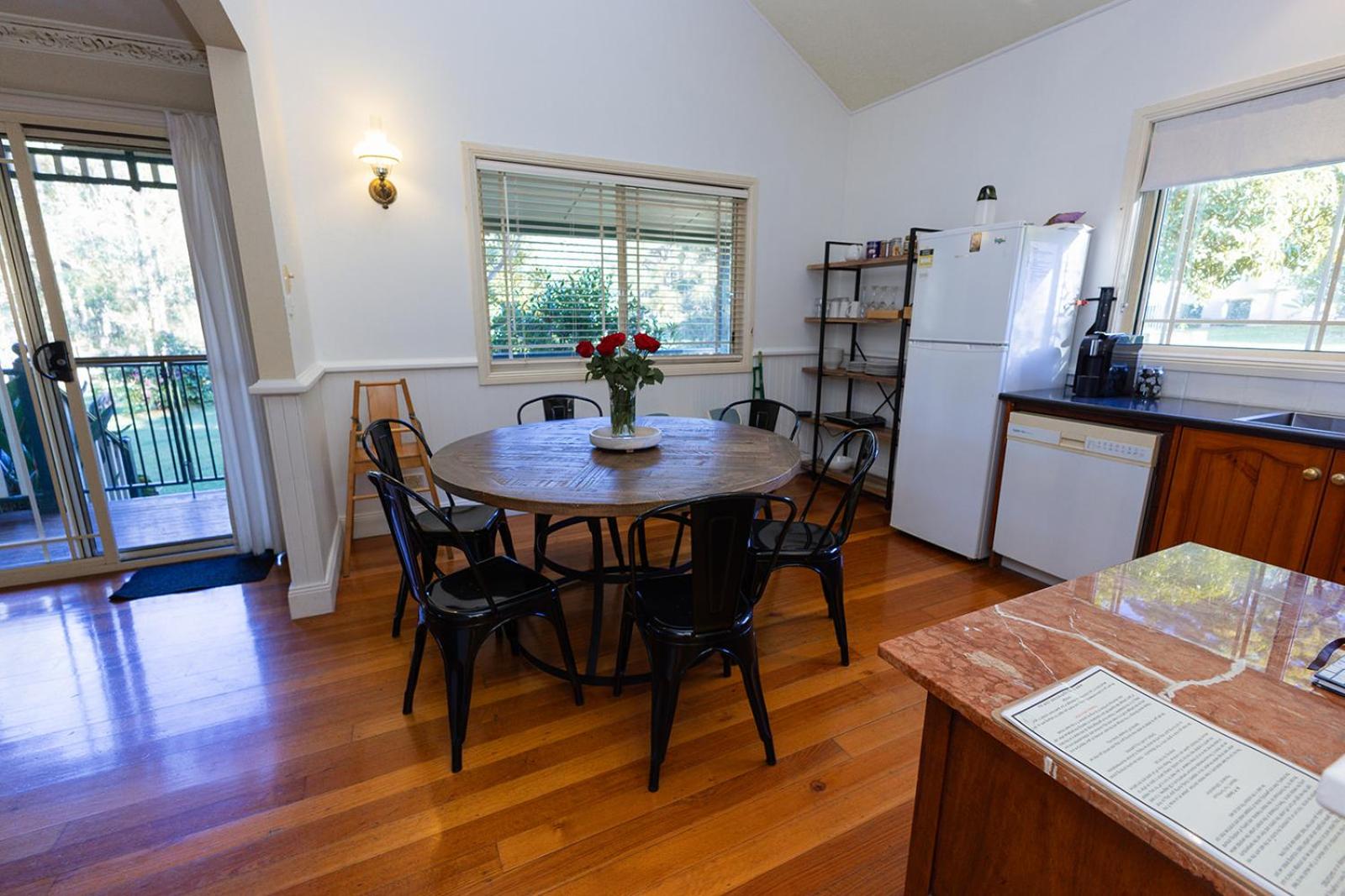 Telegraph Retreat Cottages