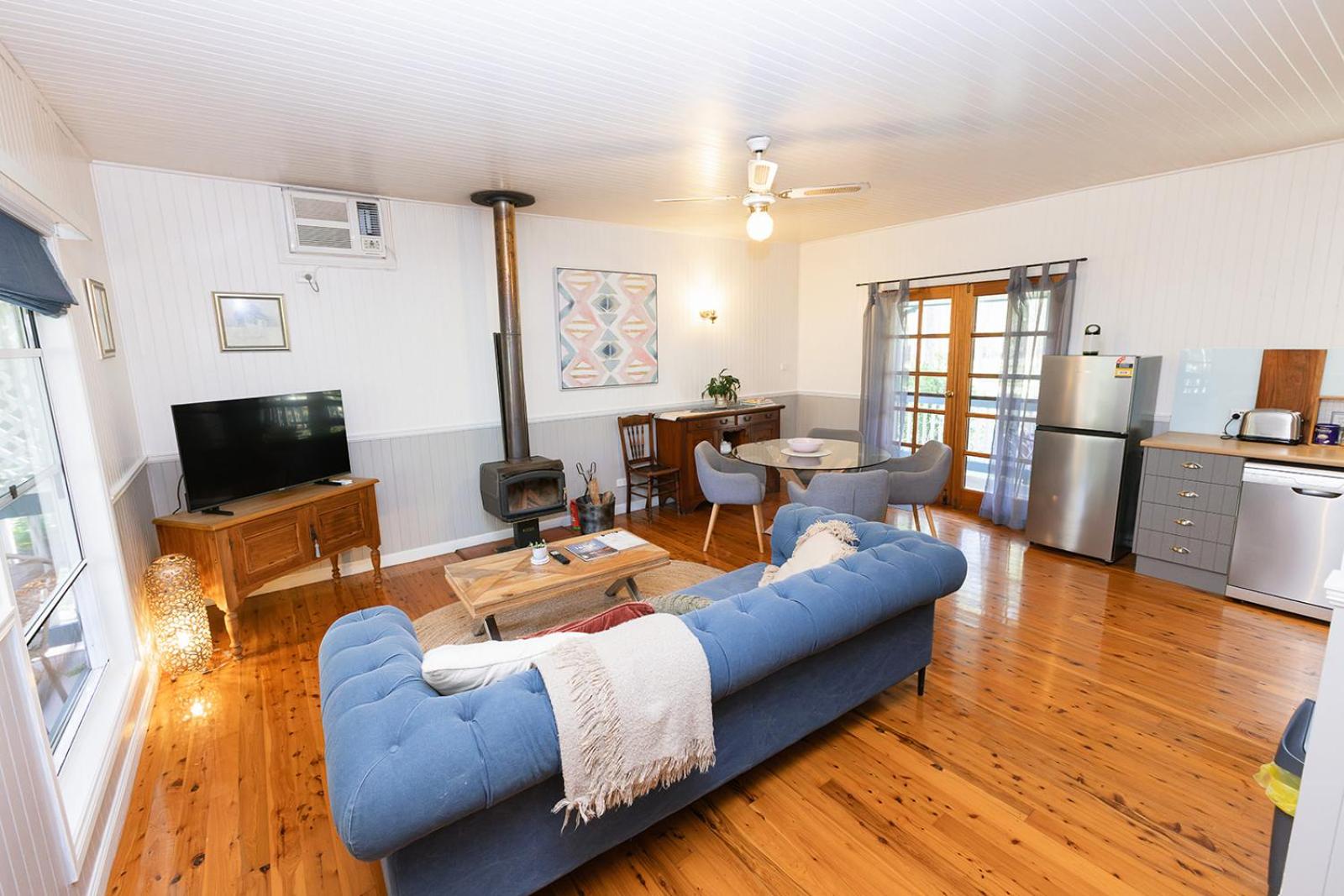 Telegraph Retreat Cottages