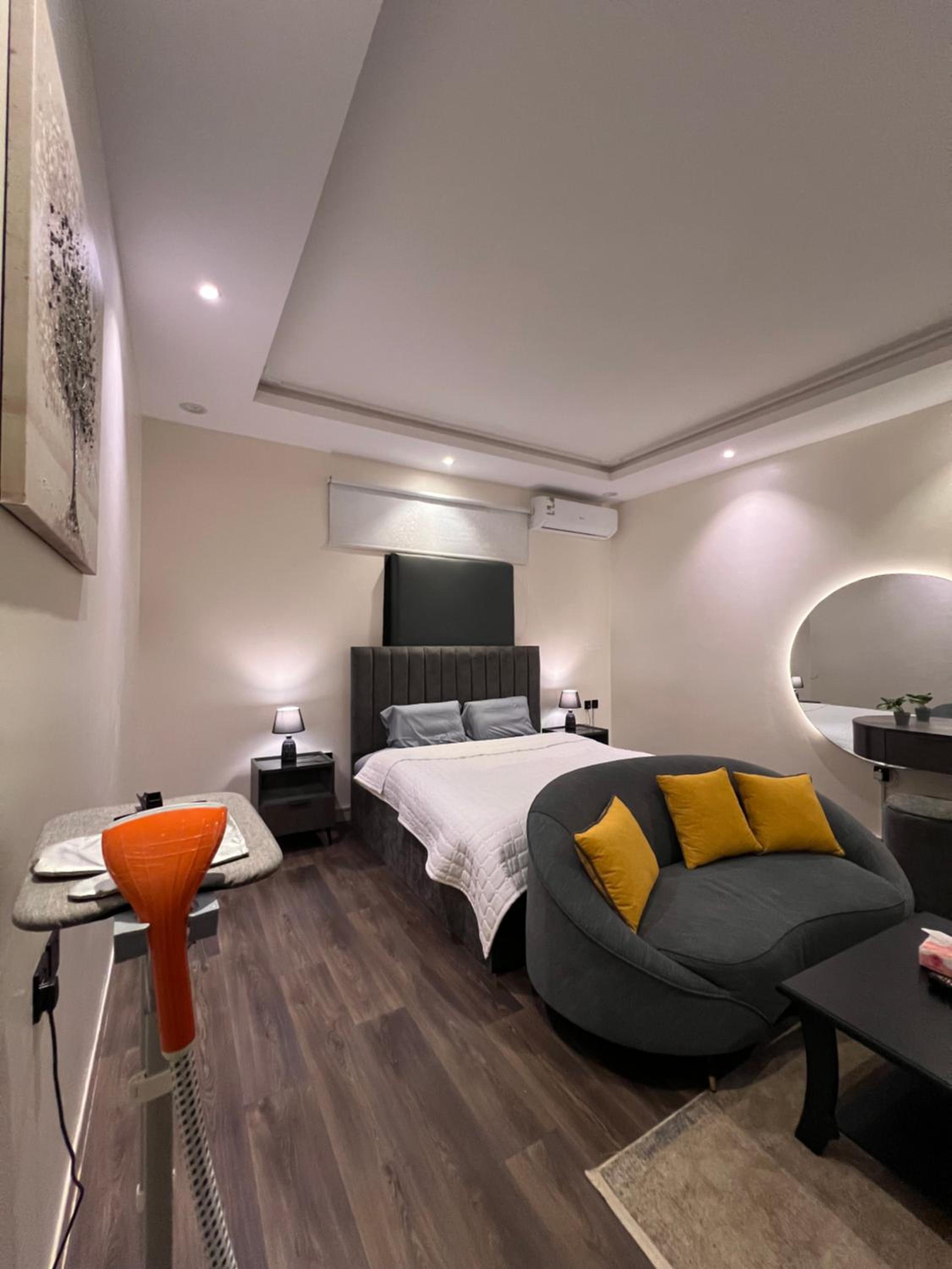 hotel room