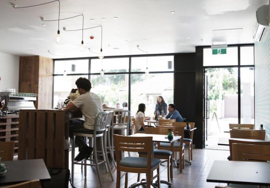 VAQUAY El Karnak In Brunswick West