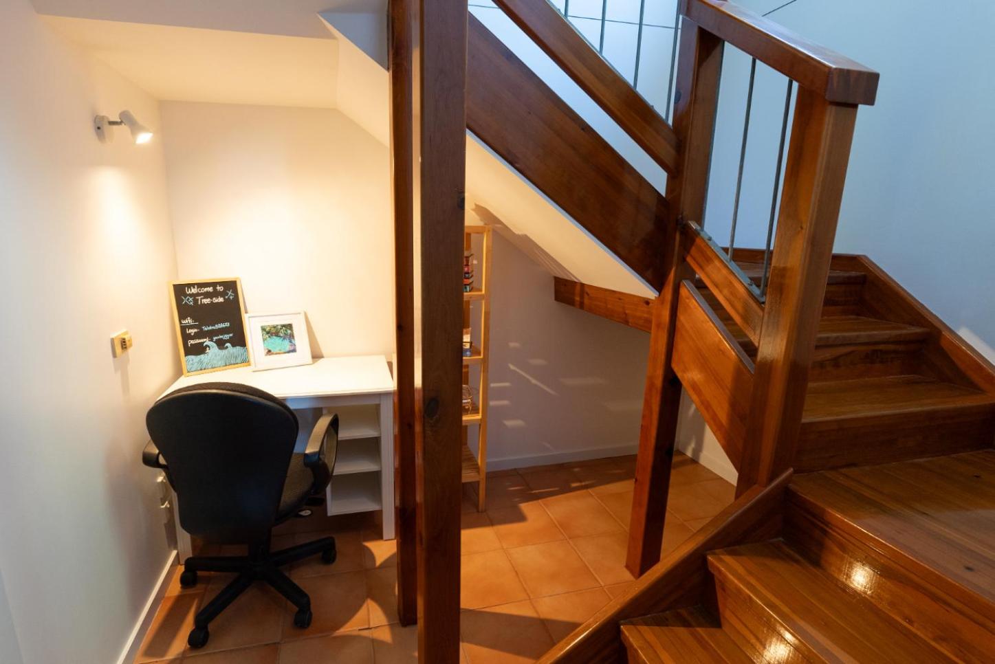 Treeside - Sleeps 6