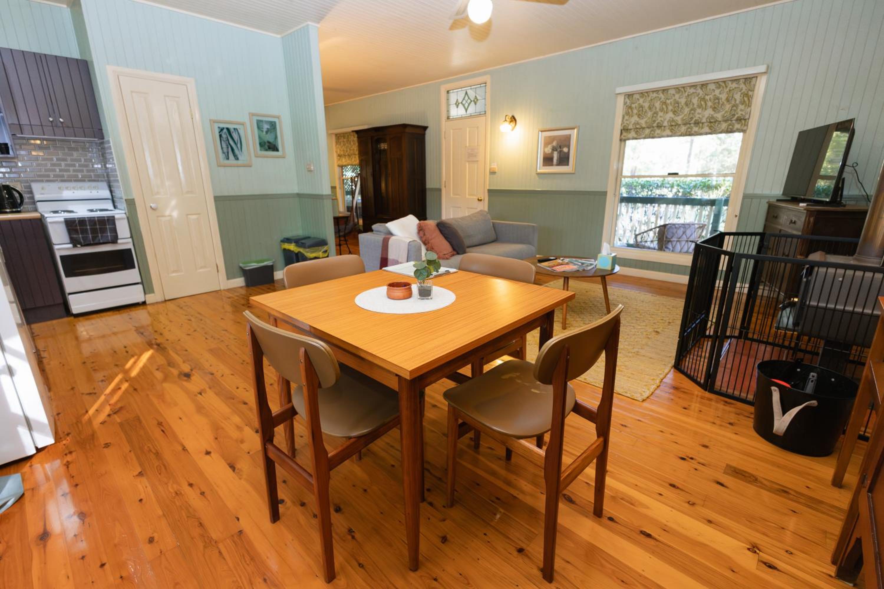 Telegraph Retreat Cottages