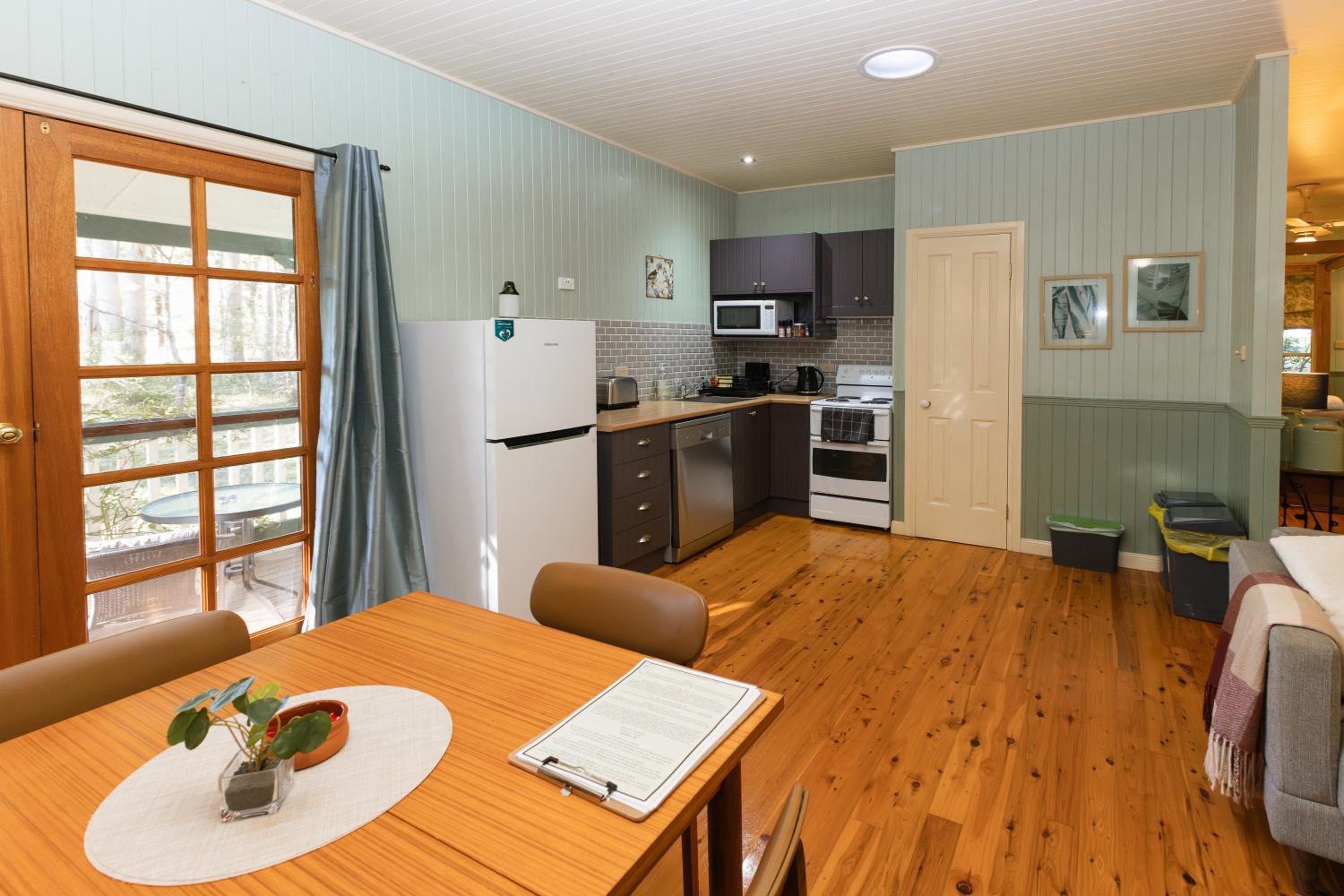 Telegraph Retreat Cottages