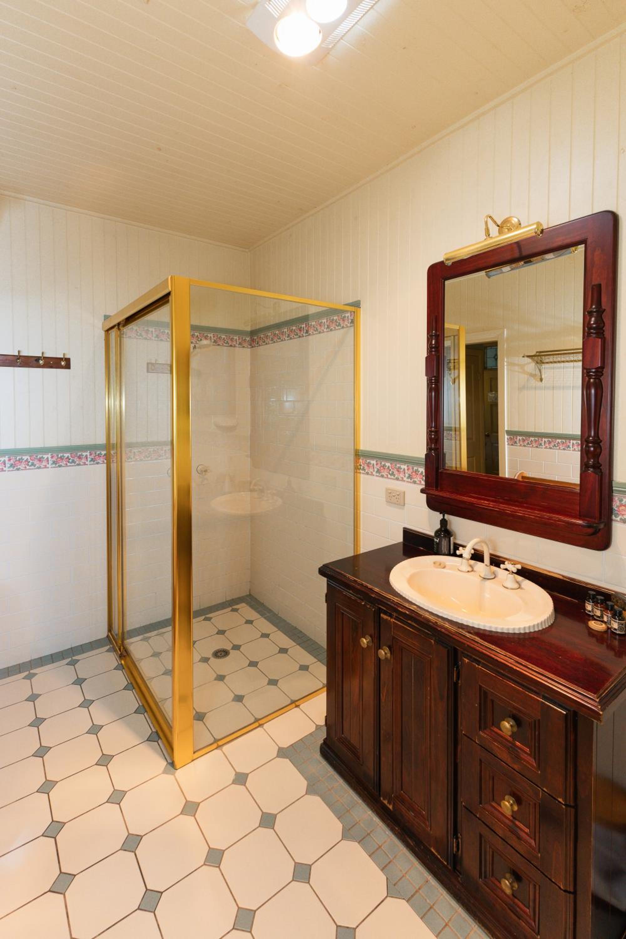 Telegraph Retreat Cottages