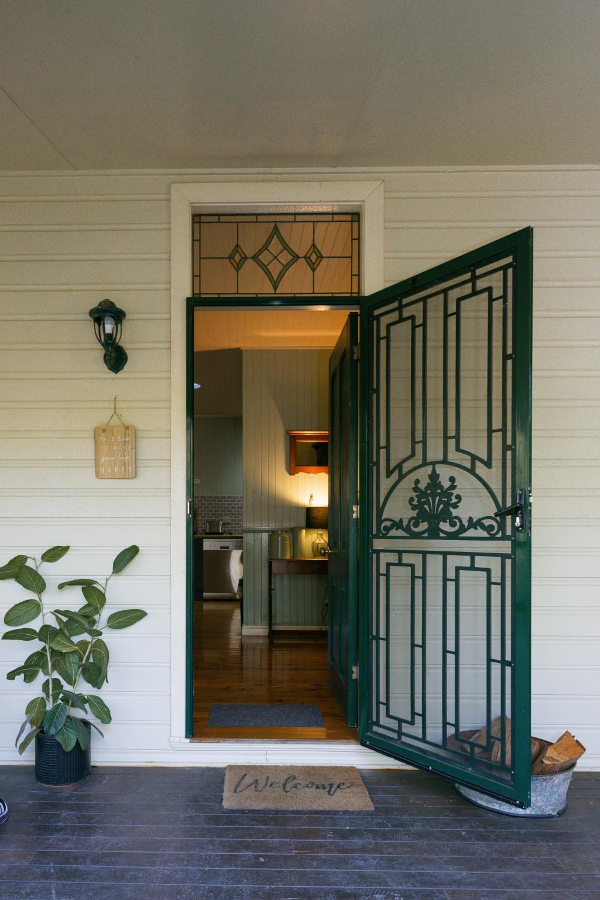 Telegraph Retreat Cottages