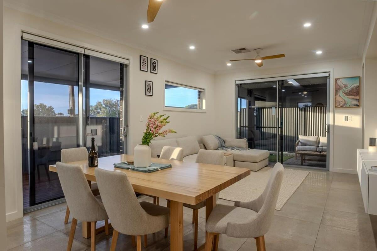 Home in Christies Beach
