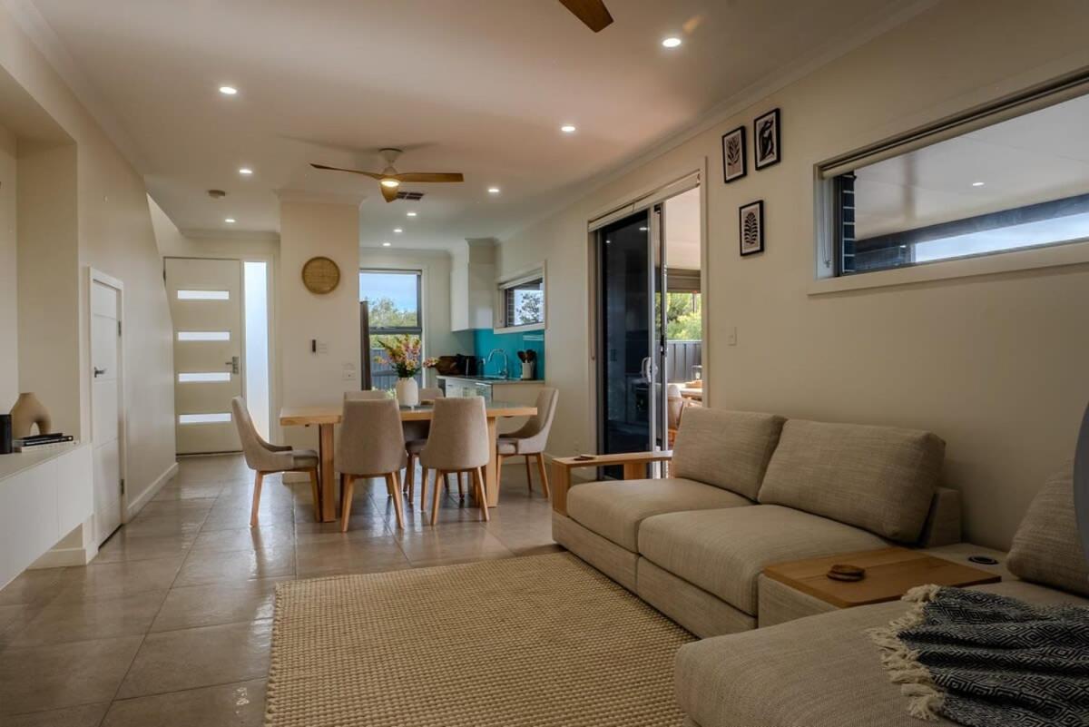 Home in Christies Beach