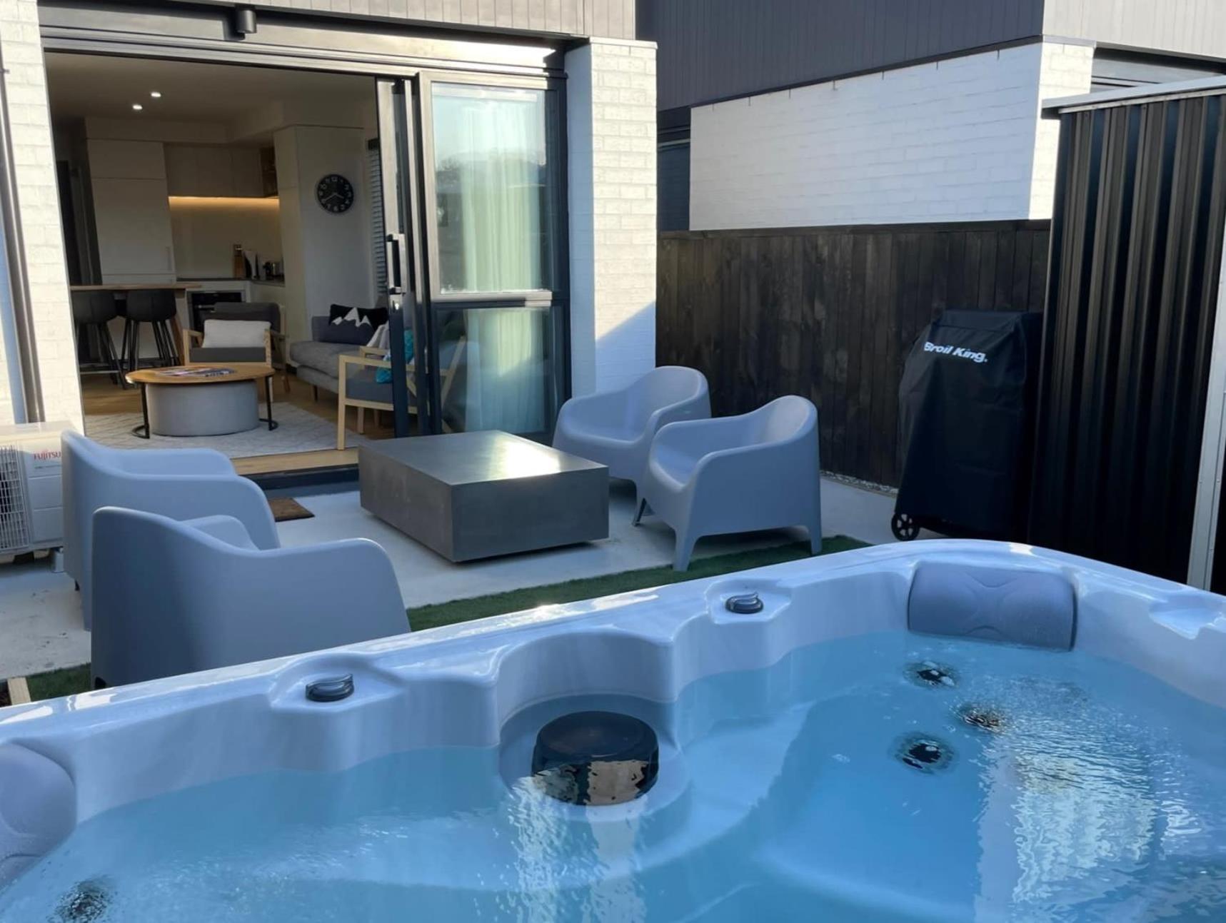 Riverside Lodge - Luxury Two Bedroom With Hot Tub view 4