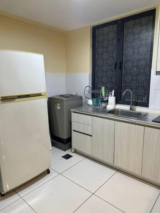 1Tebrau by Portofino Luxury Home