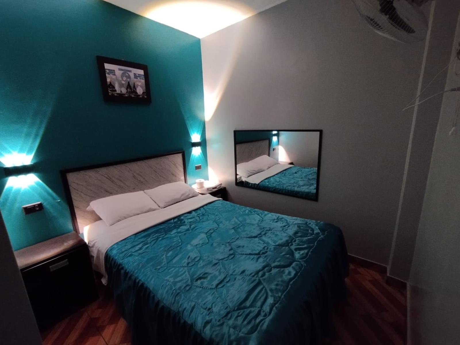 Hostal El Pilar view 4