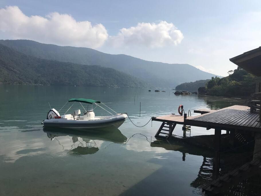 Casa a beira mar Saco do Mamangua Paraty Brasil
