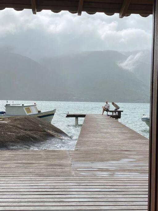 Casa a beira mar Saco do Mamangua Paraty Brasil