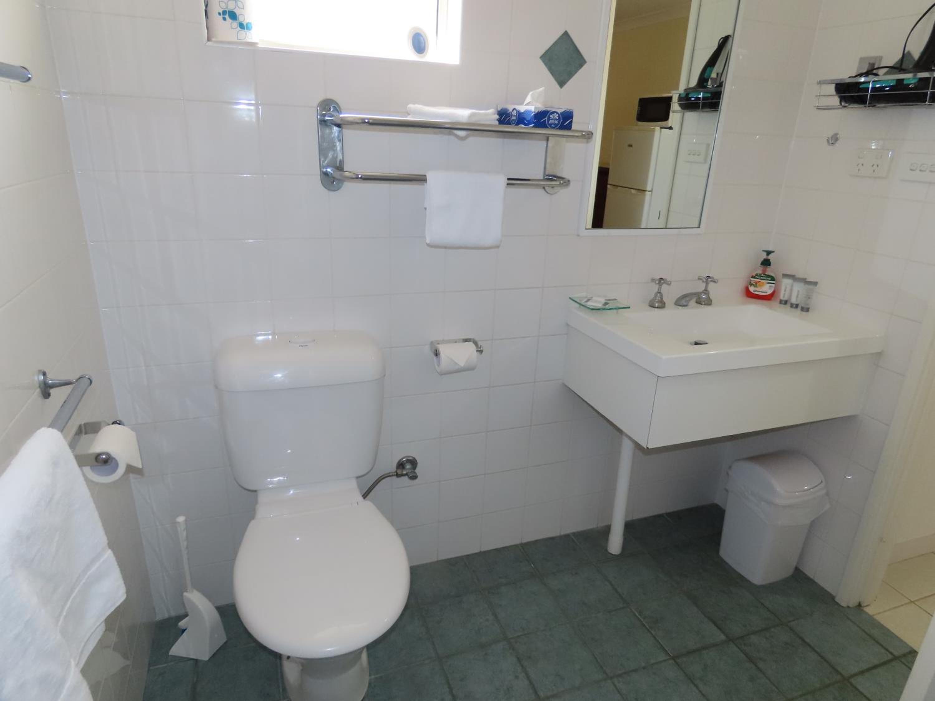 Albany Vacations - Emu Point Motel - Property Image 2