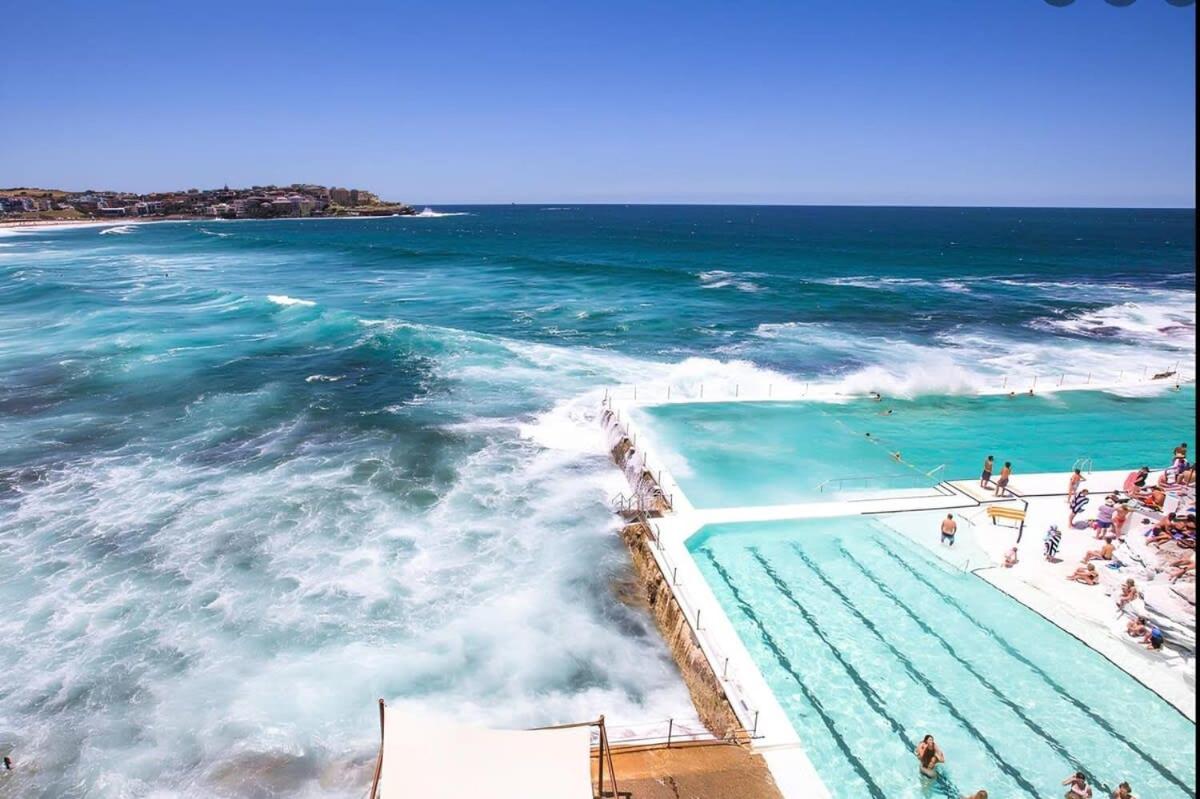 Bondi Beachfront Retreat - Beach views