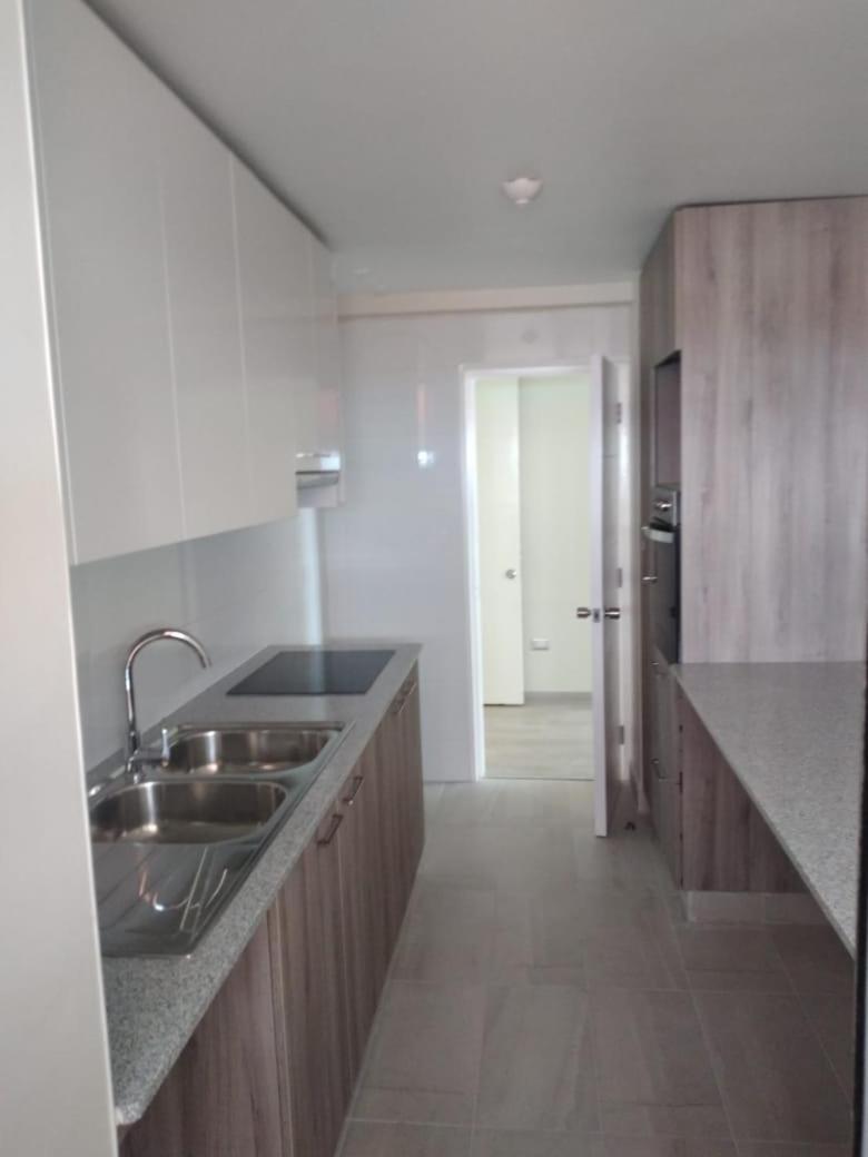 Departamento 3 dormitorios 2 baños.