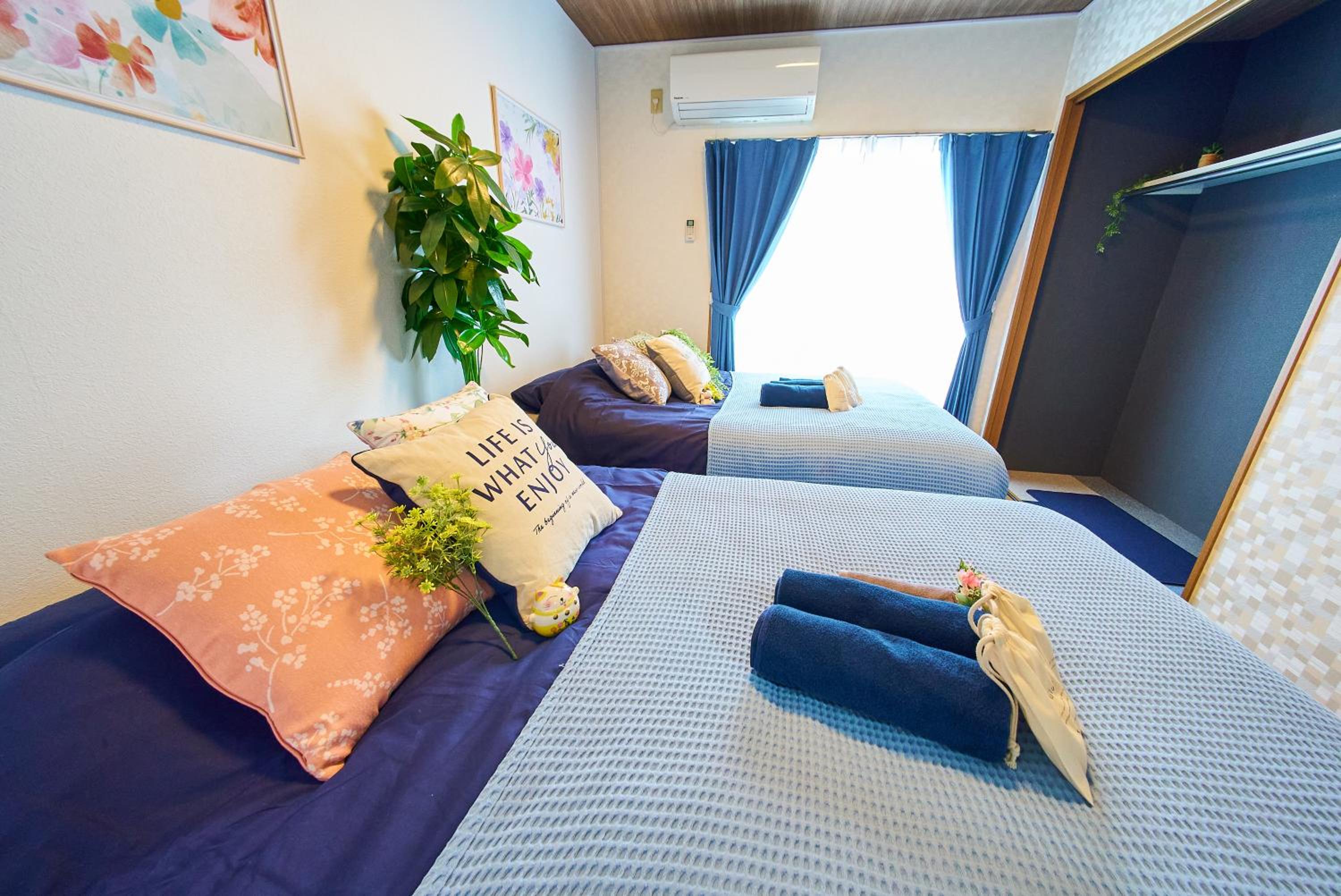 Shinjuku 102 Private Stay Near Park and Station with Free WiFi