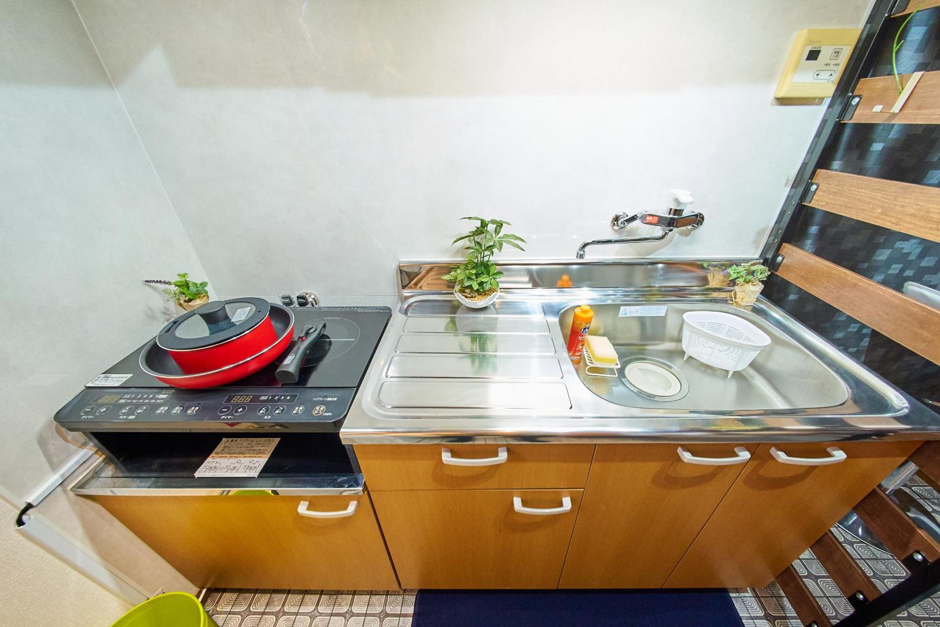 Shinjuku 102 Private Stay Near Park and Station with Free WiFi