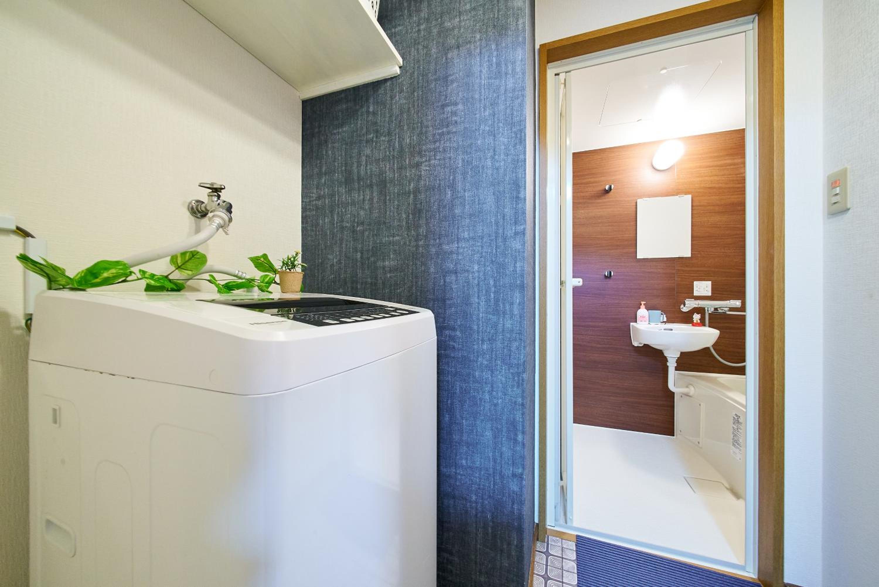 Shinjuku 102 Private Stay Near Park and Station with Free WiFi