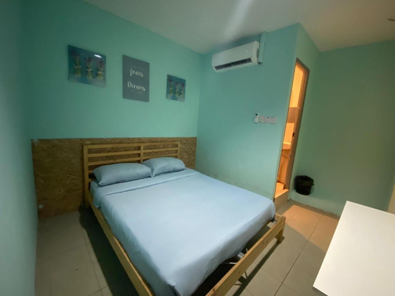 CheckInn Express Kuching photo 5