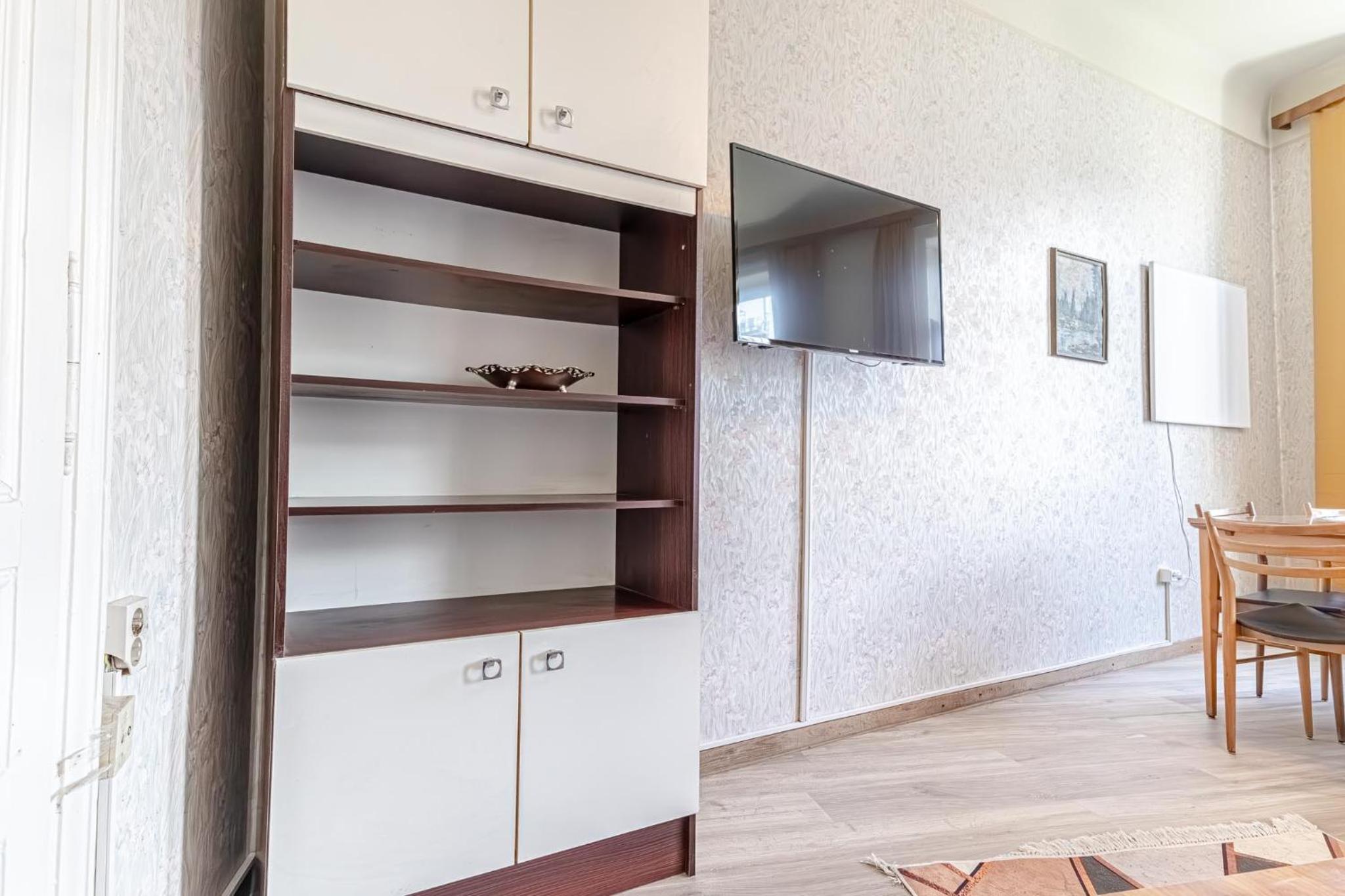 Stylish 2BR Apartment Garden & Contemporary Amenitie